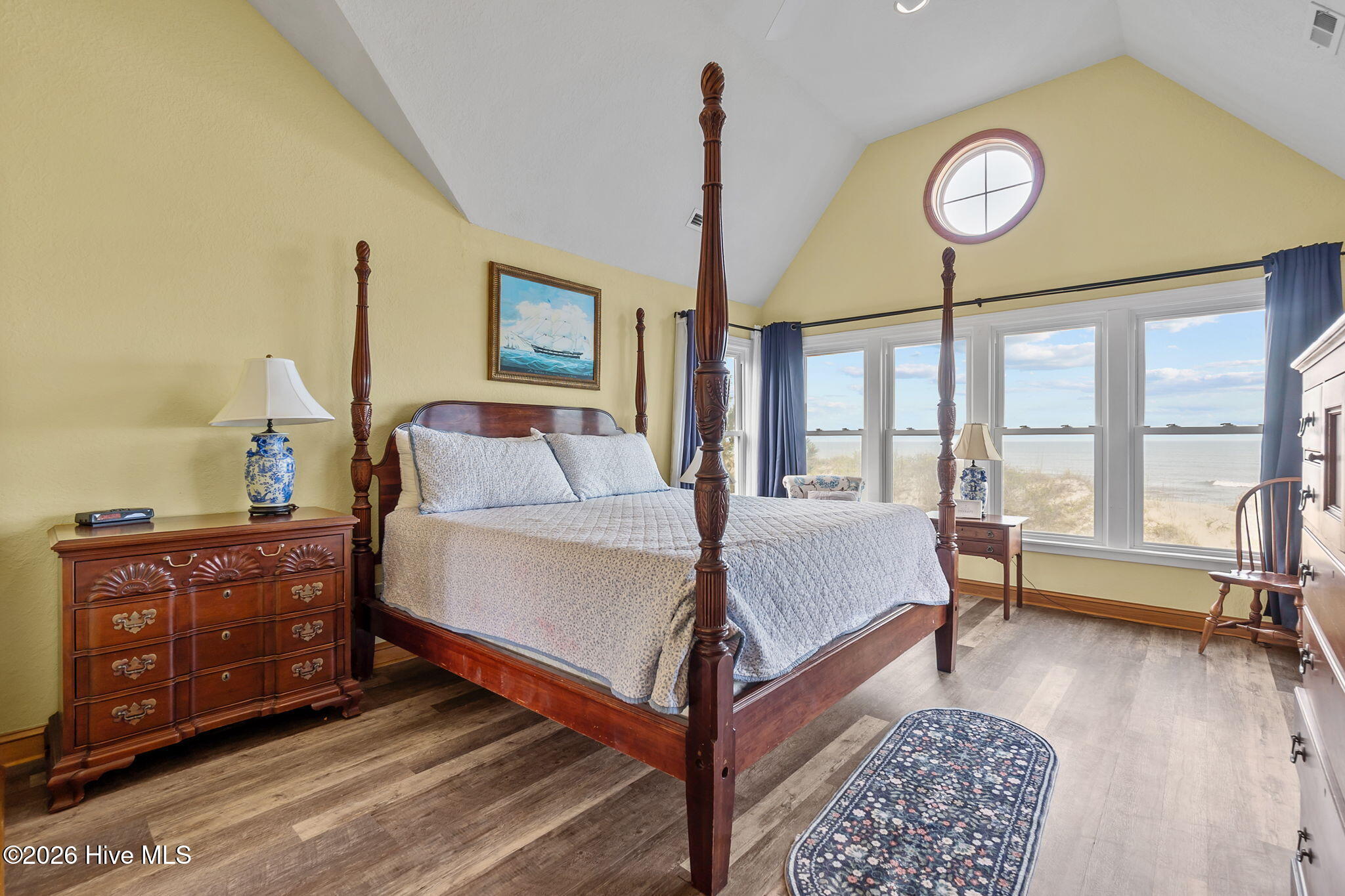 main property photo 38
