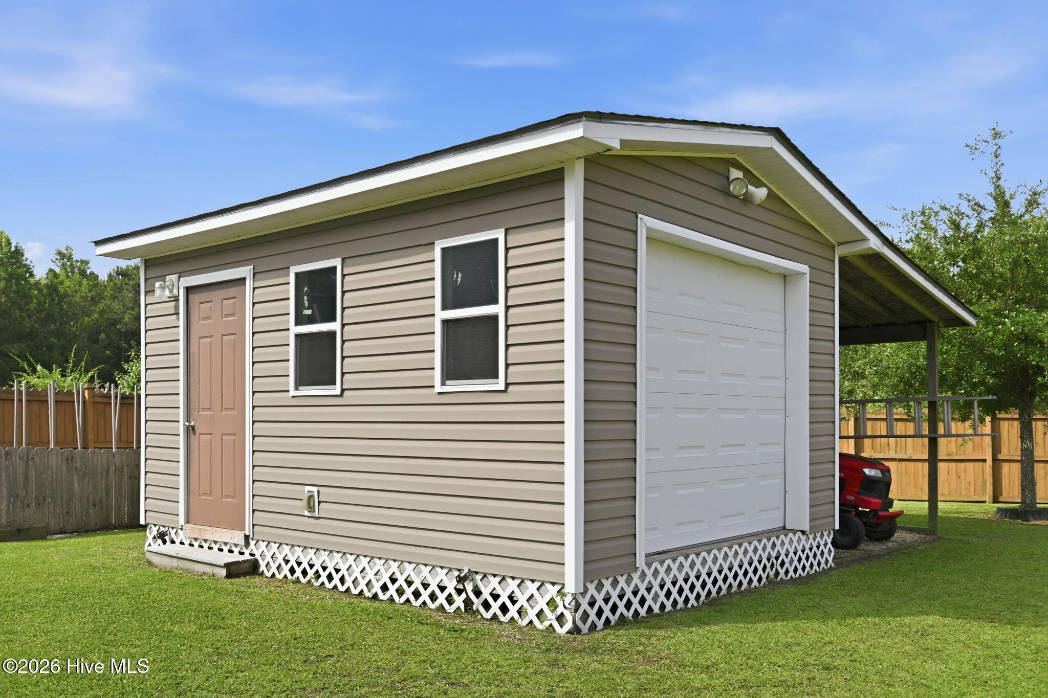 main property photo 51