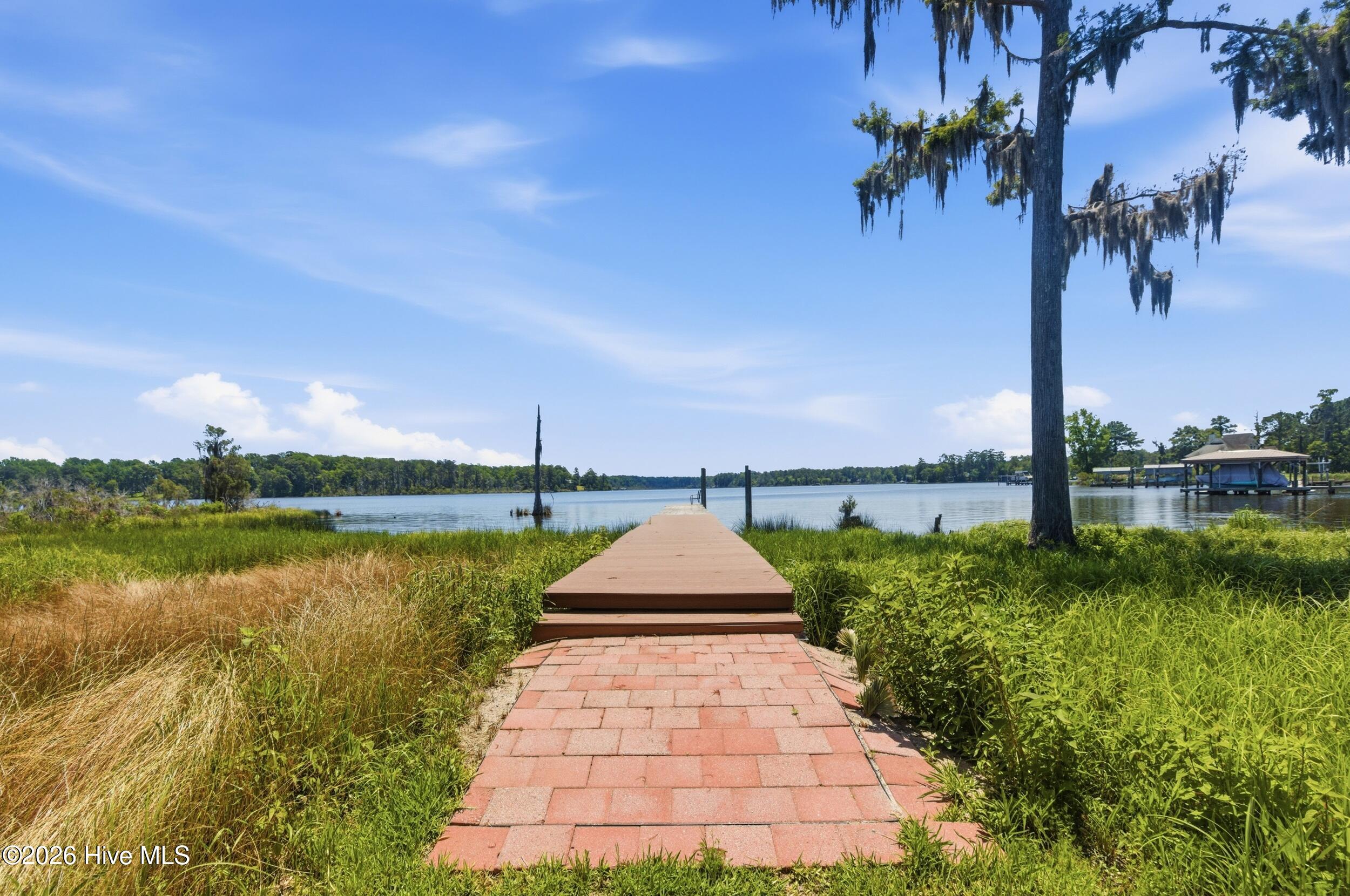main property photo 41