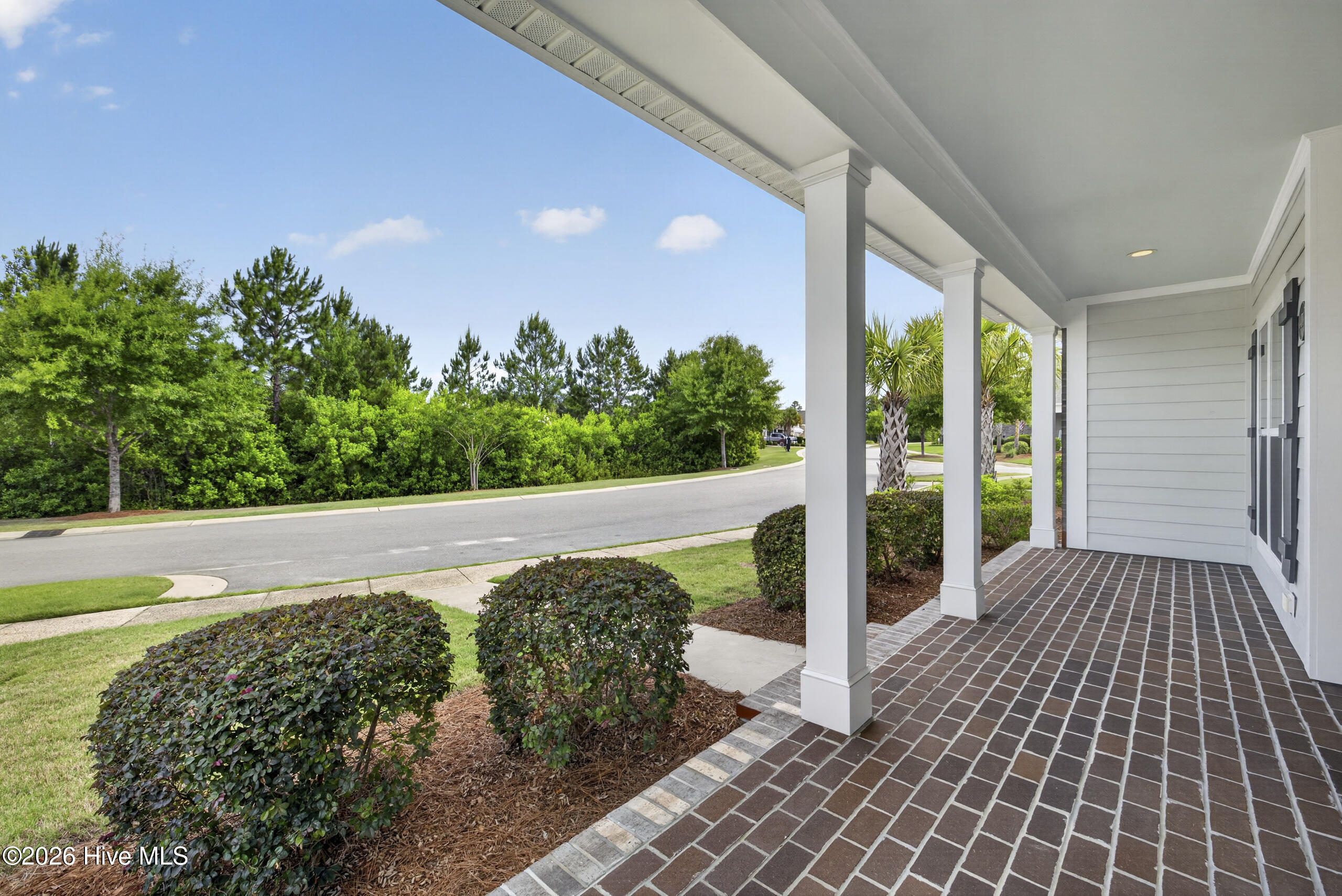 main property photo 3