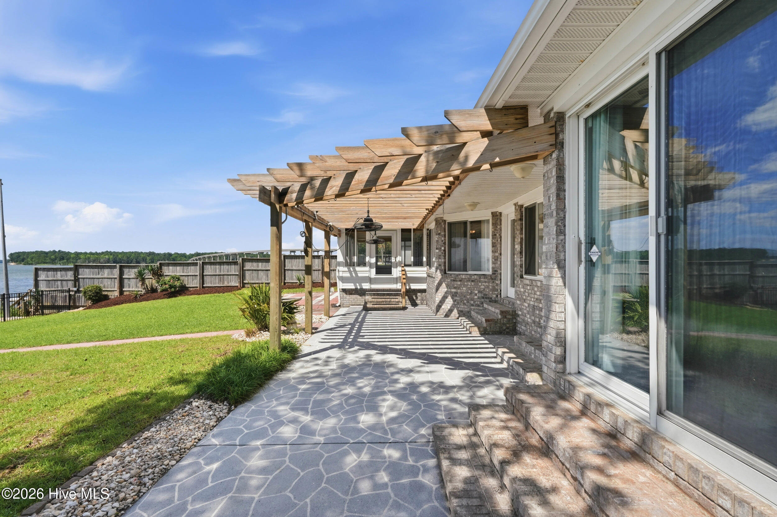 main property photo 38