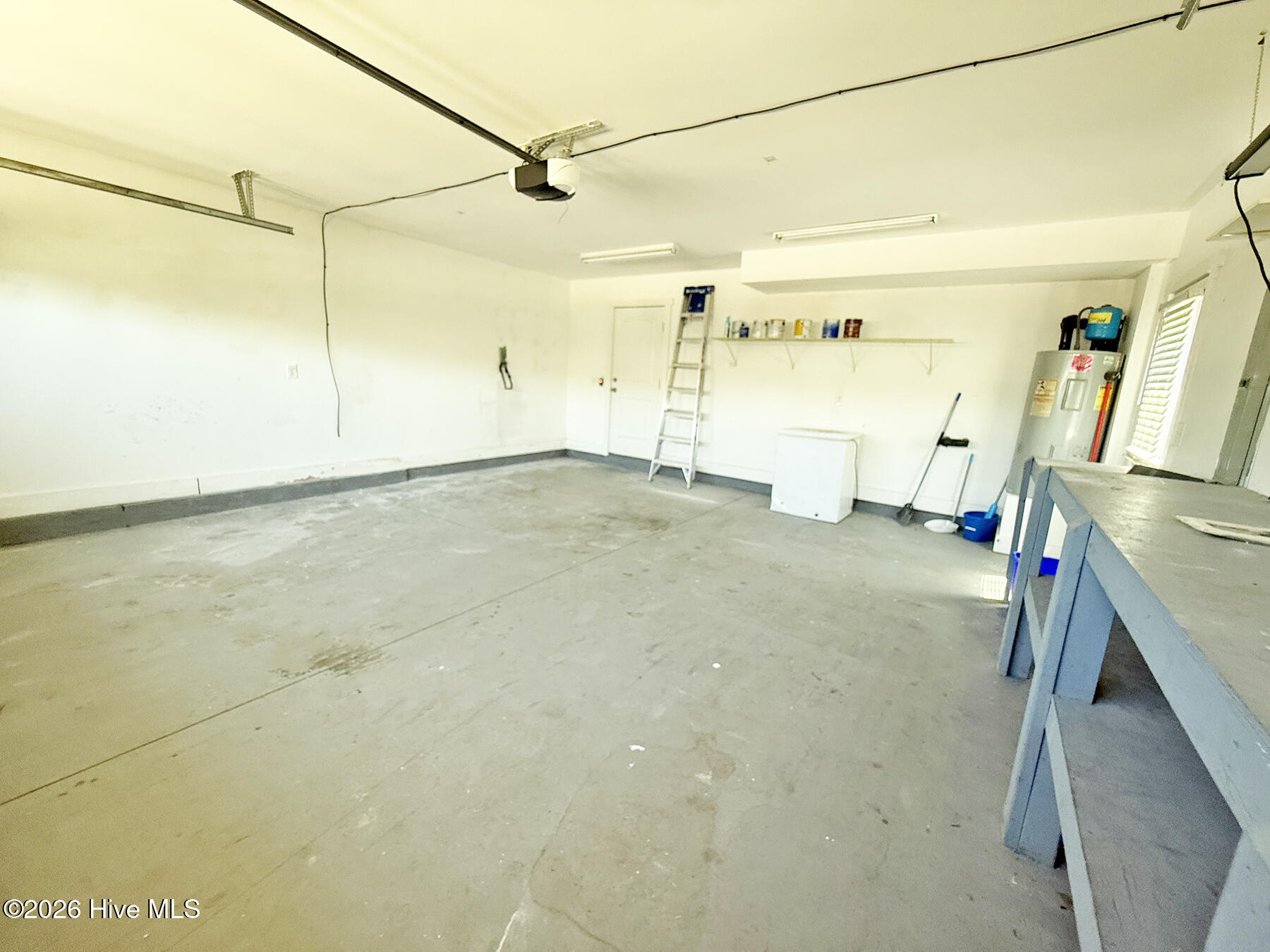 main property photo 59