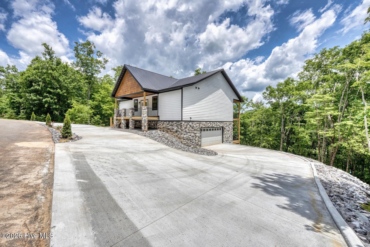 main property photo 58