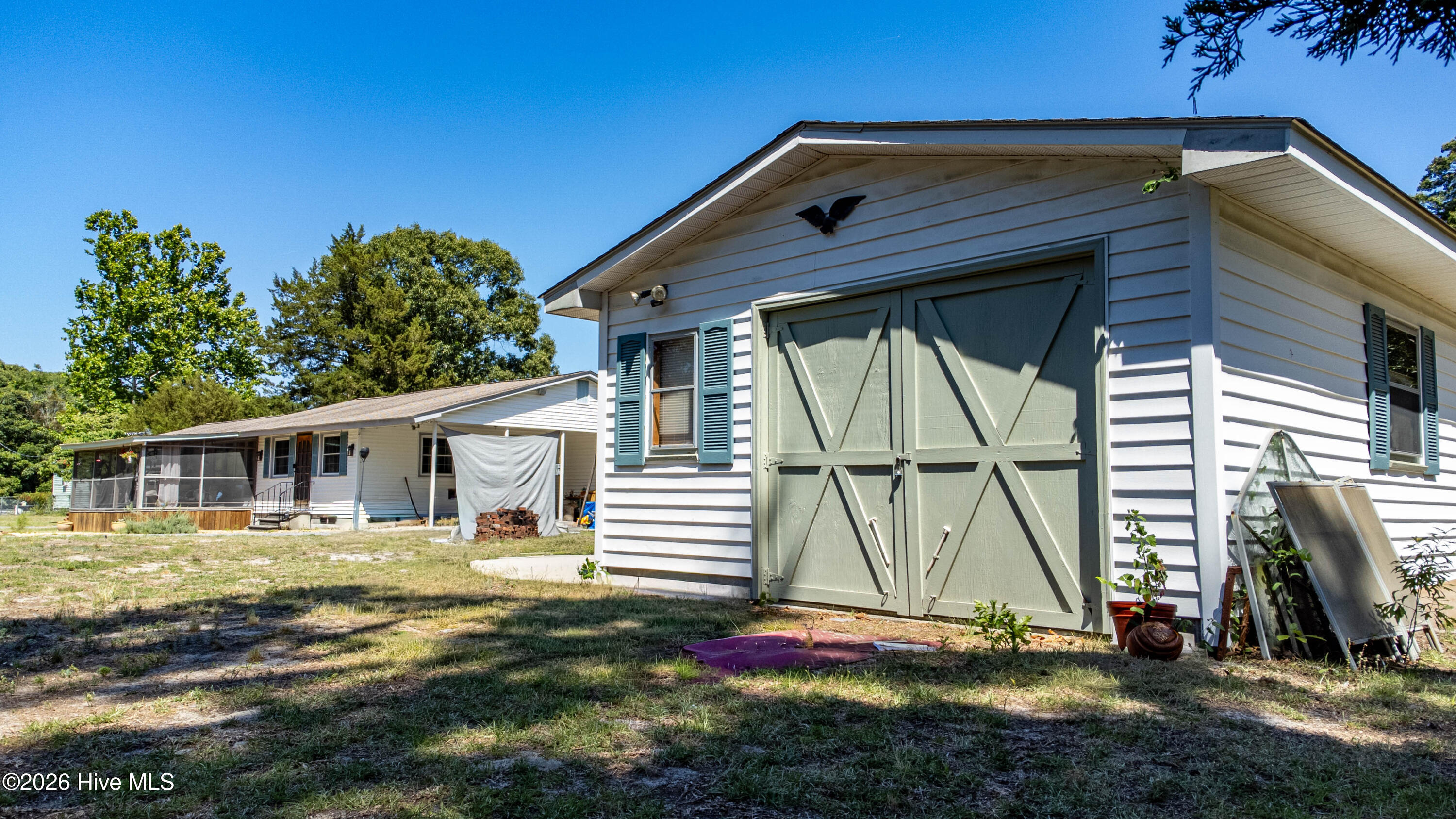 main property photo 24