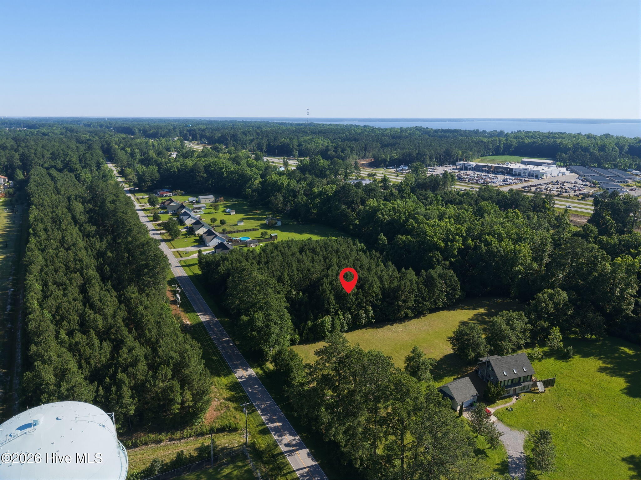 main property photo 11