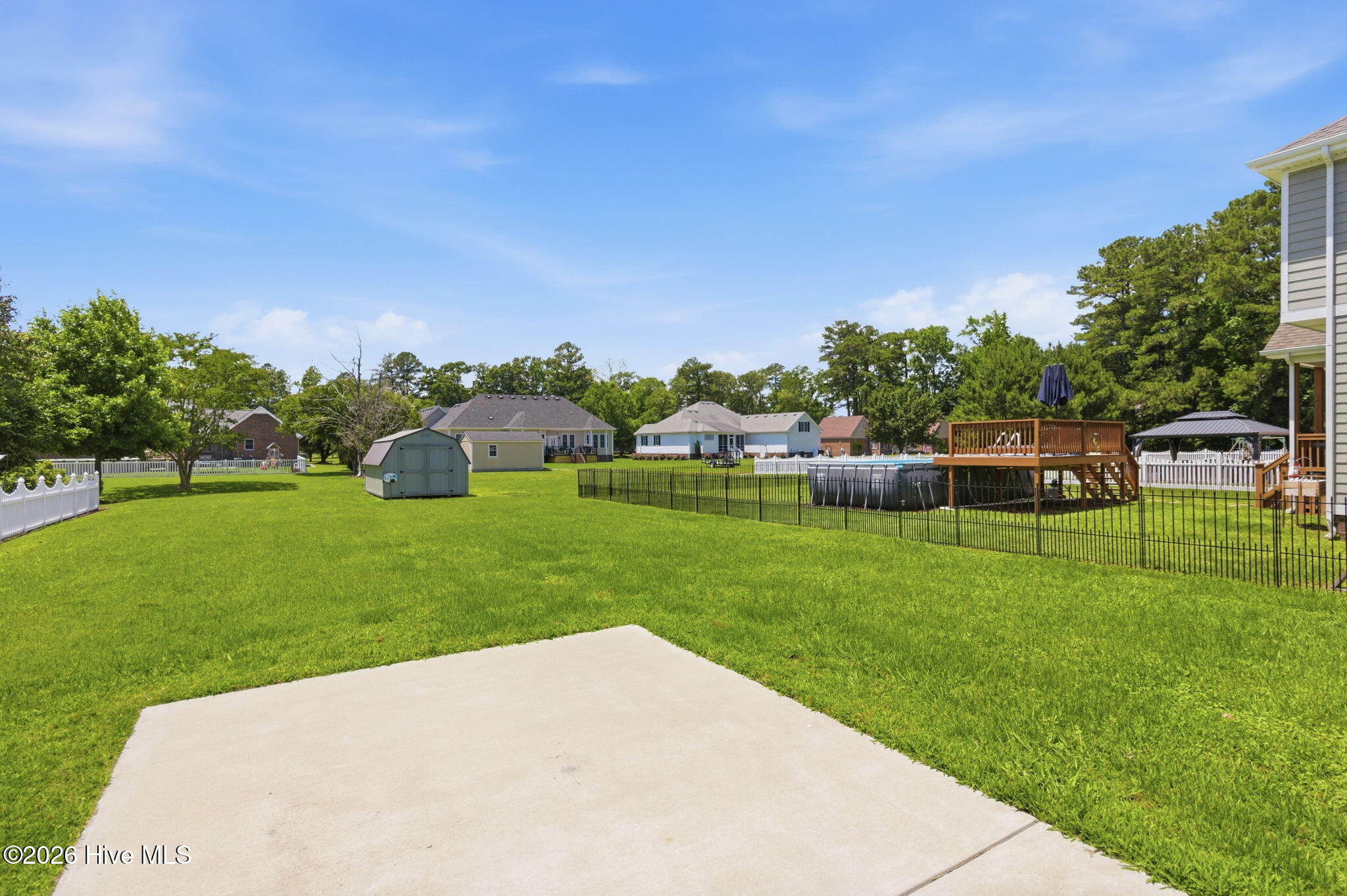 main property photo 42