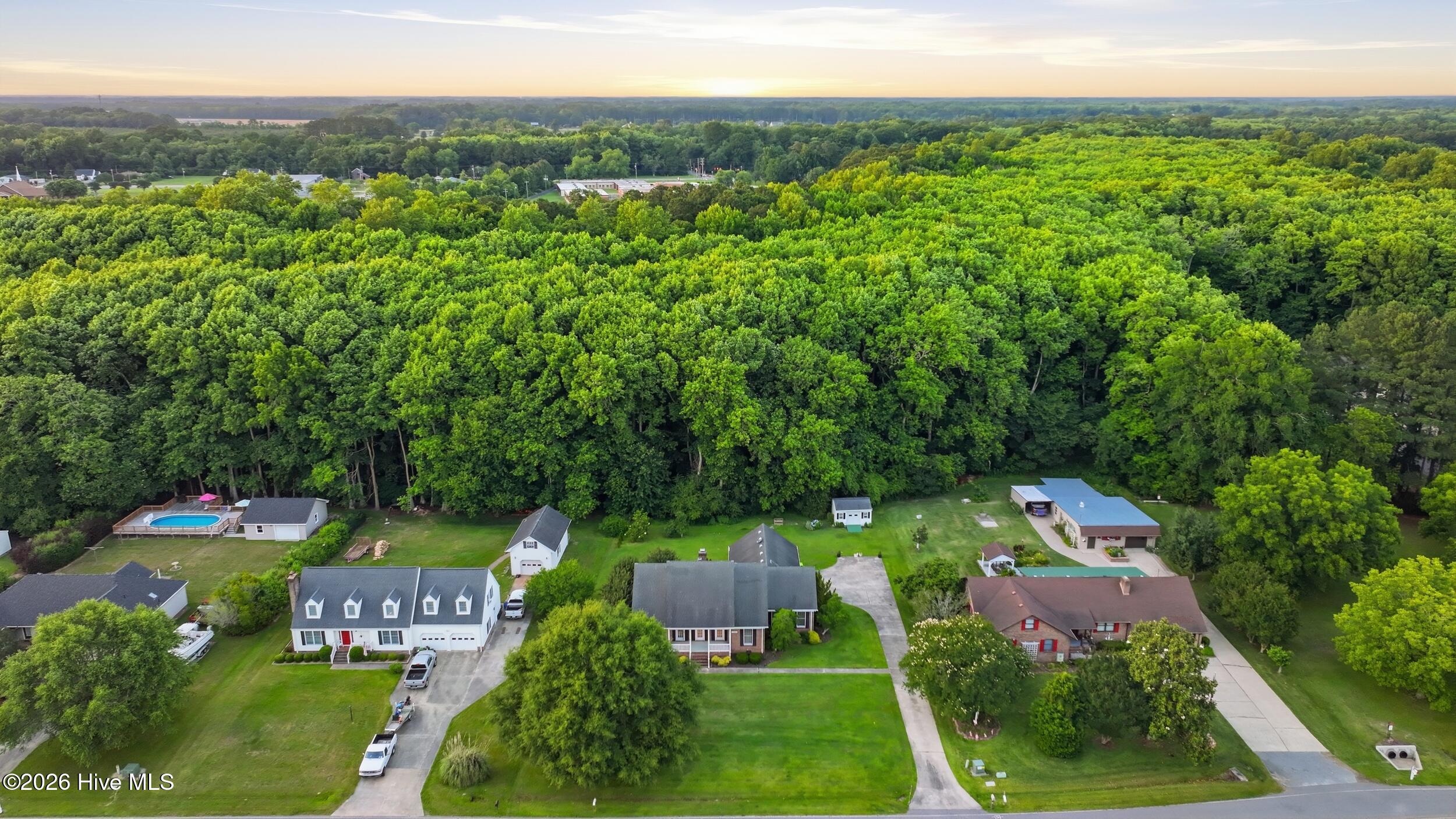main property photo 47