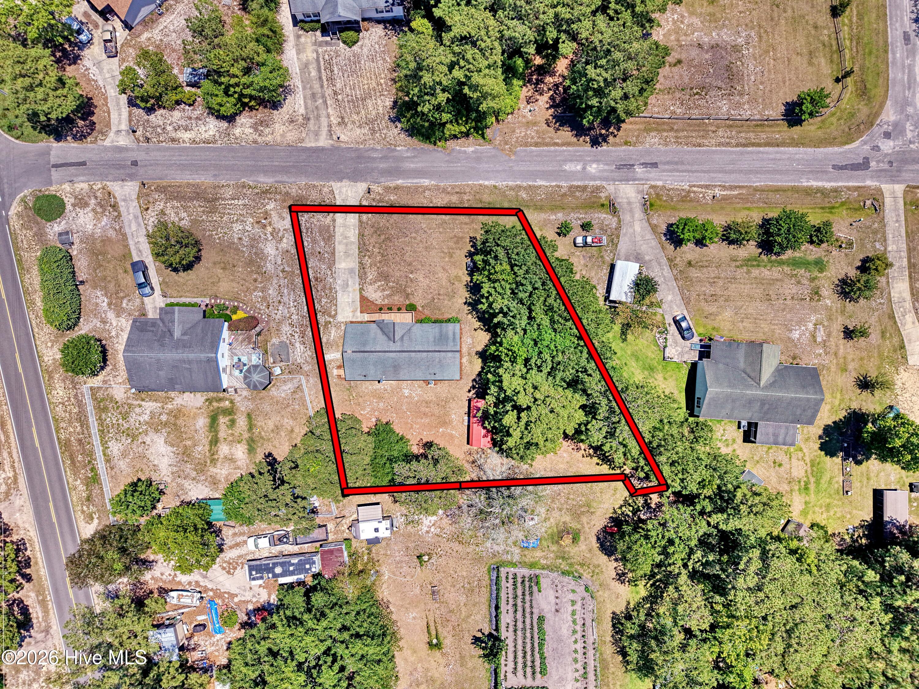 main property photo 37