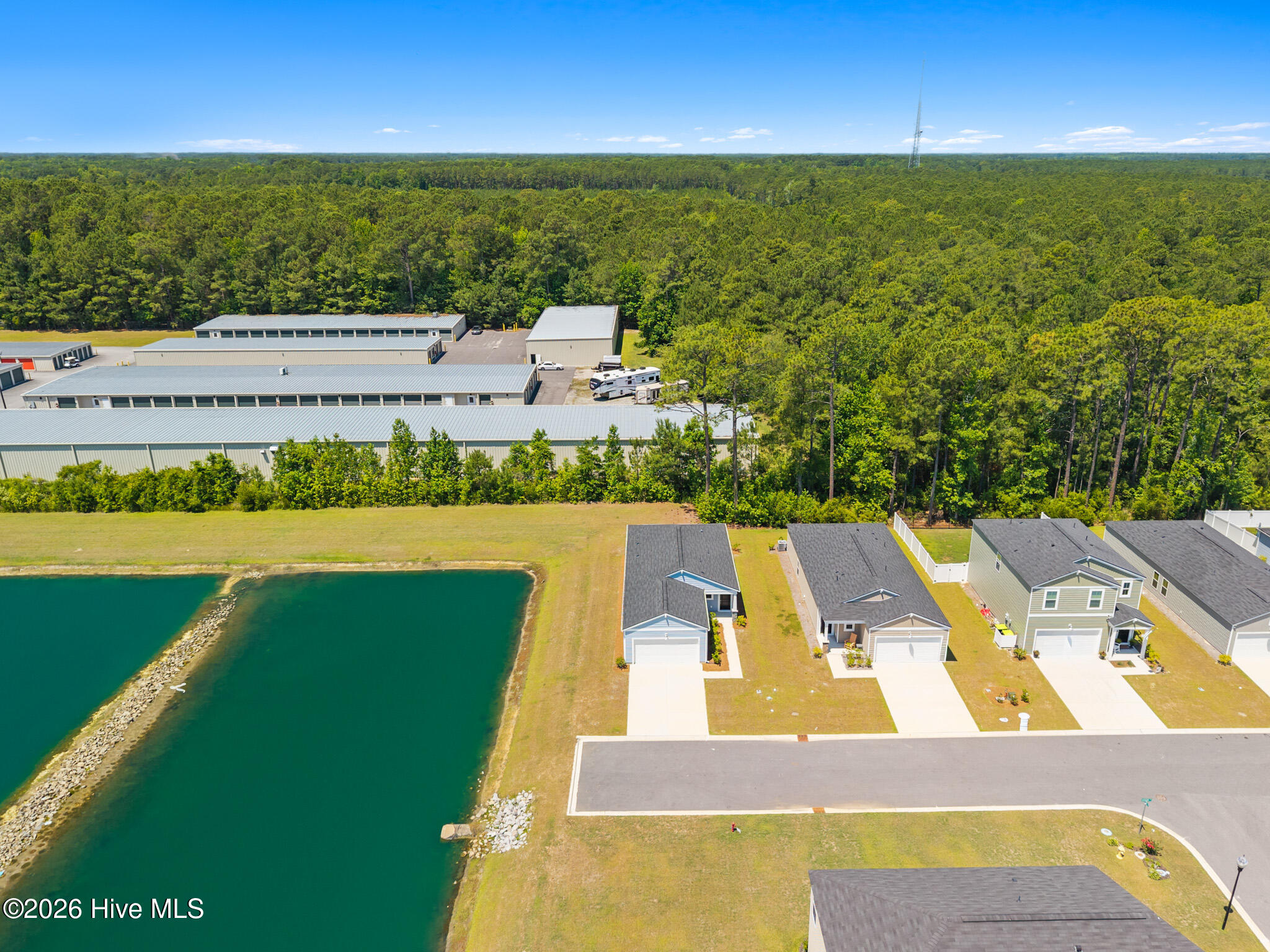 main property photo 41