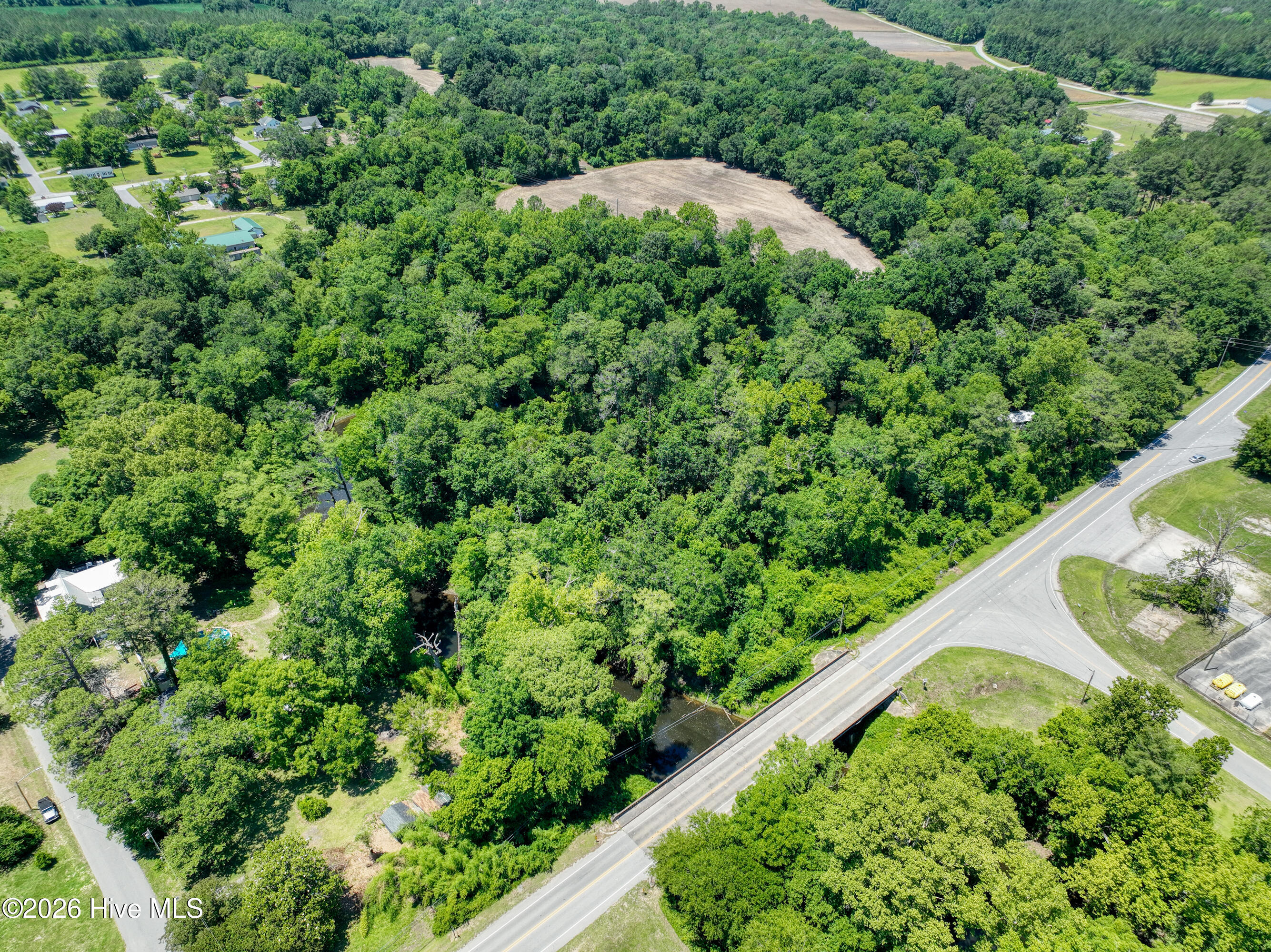 main property photo 20