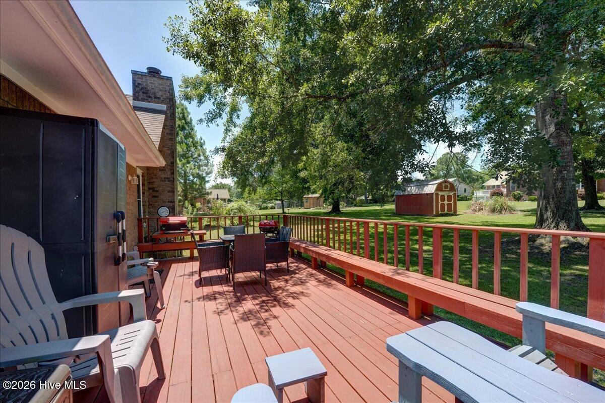 main property photo 43