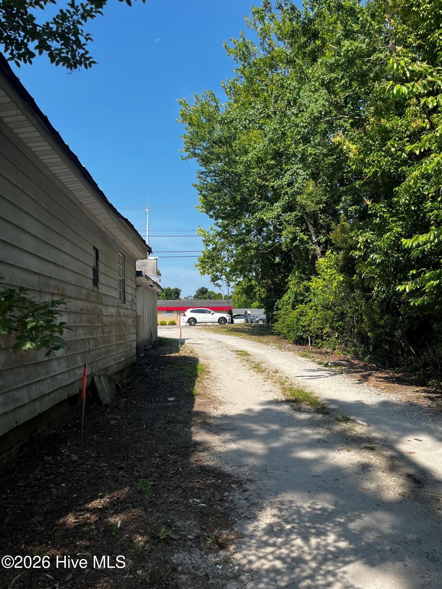 main property photo 6
