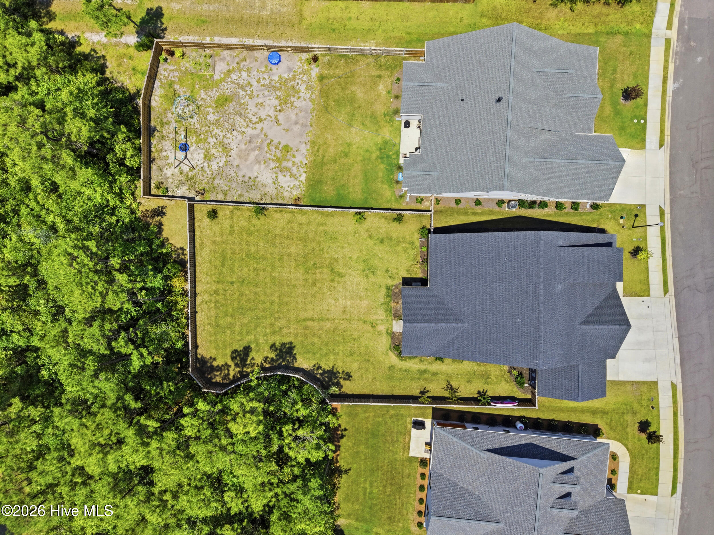 main property photo 58