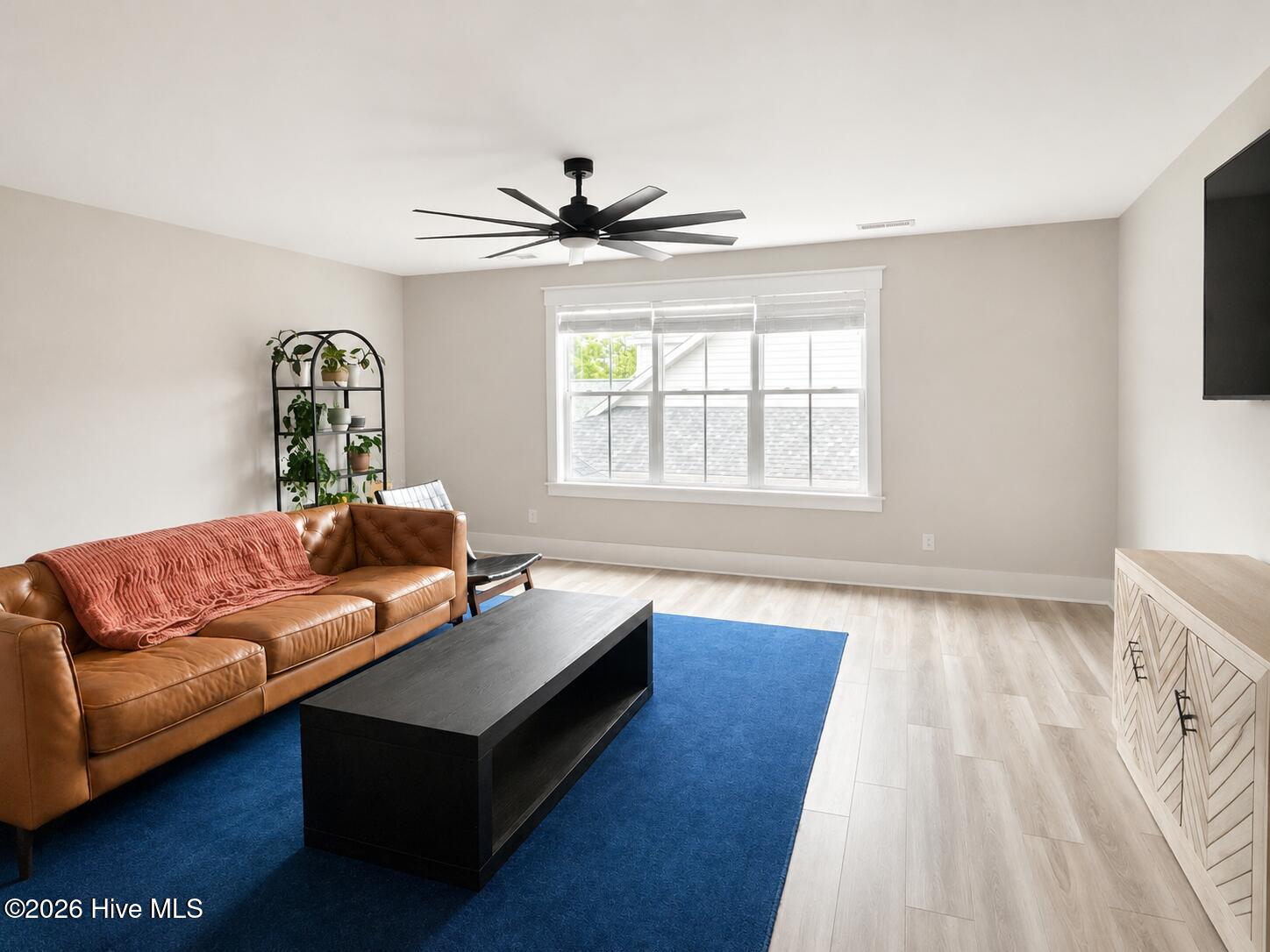 main property photo 70