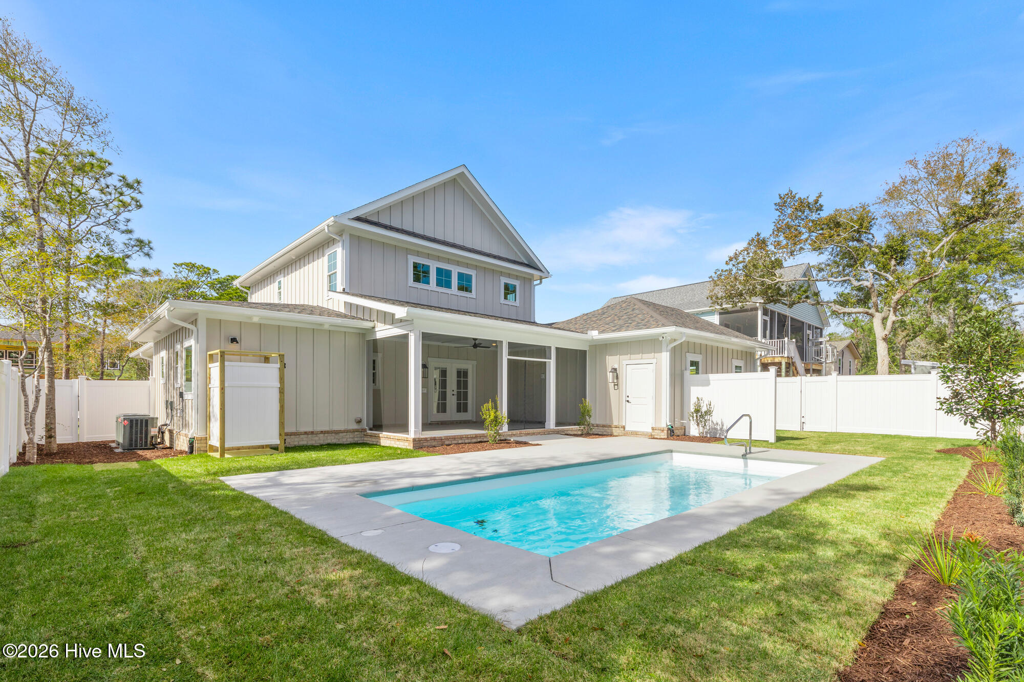 main property photo 75
