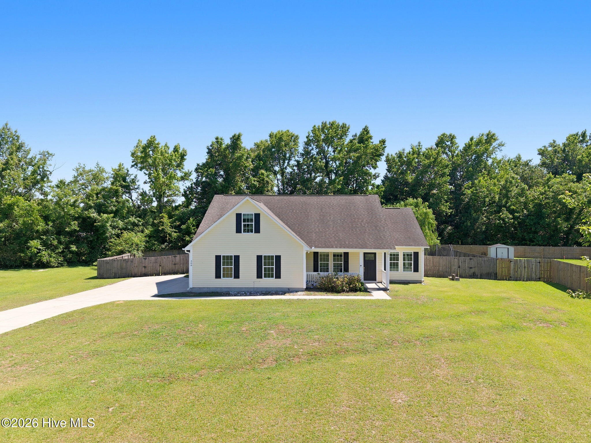 main property photo 3