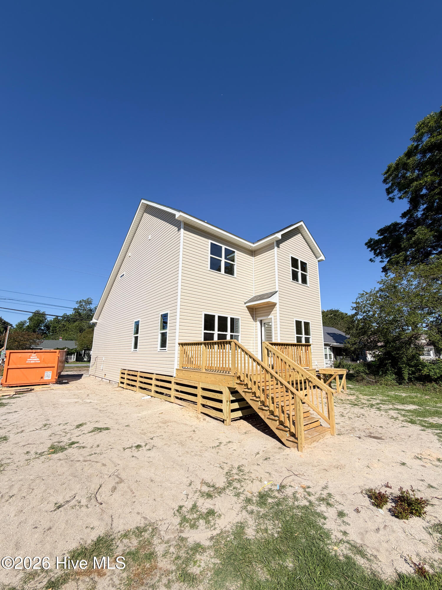 main property photo 35