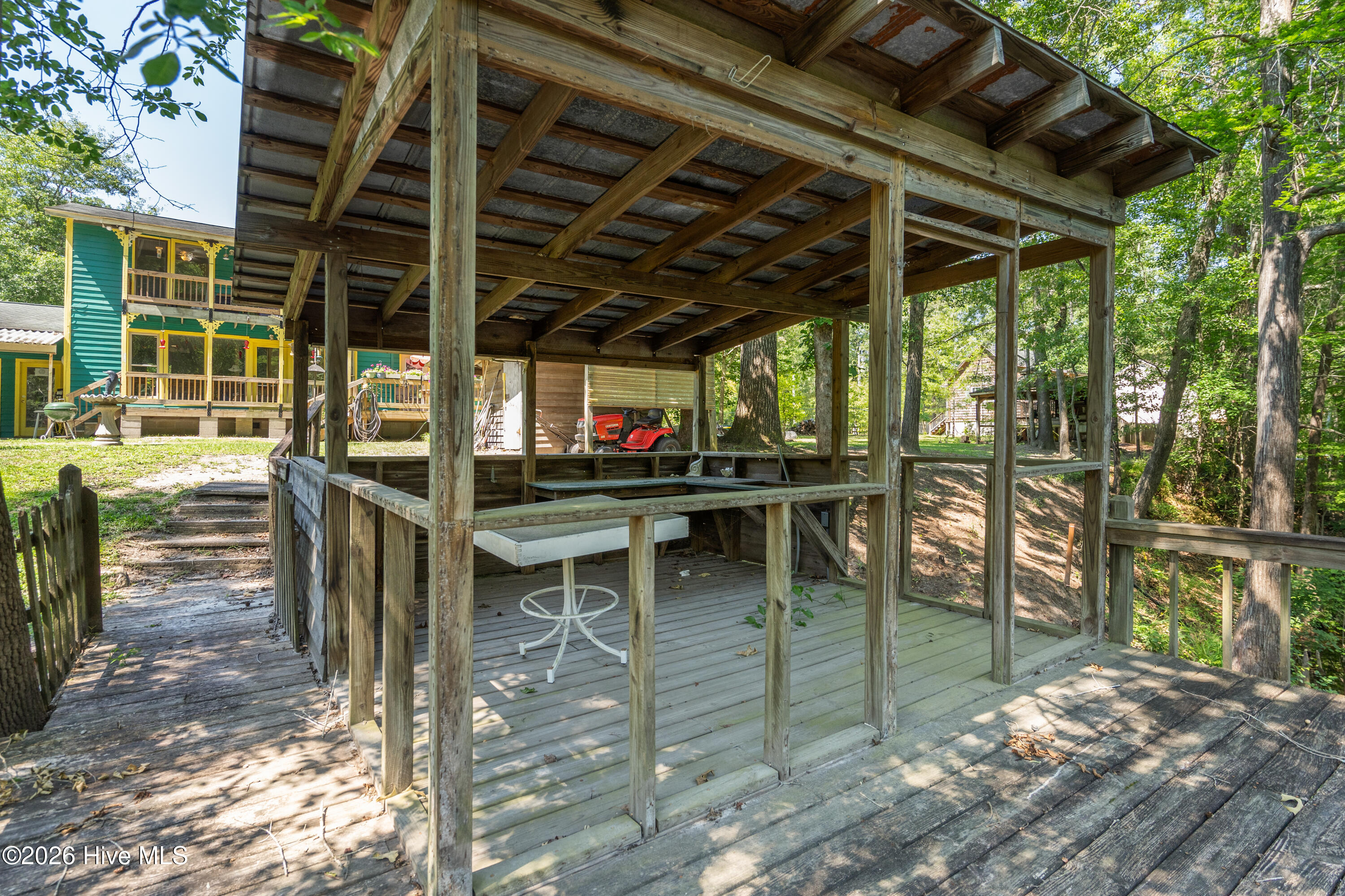 main property photo 74