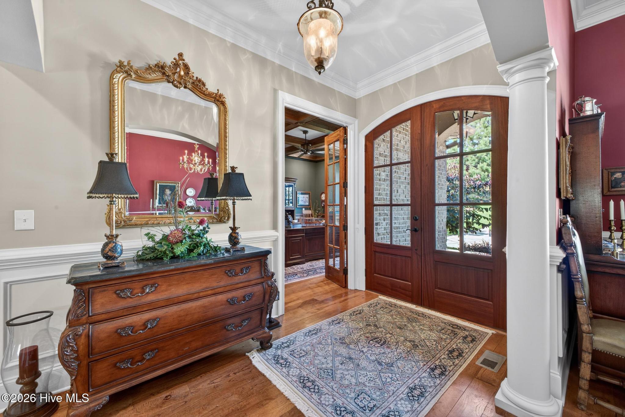 main property photo 5
