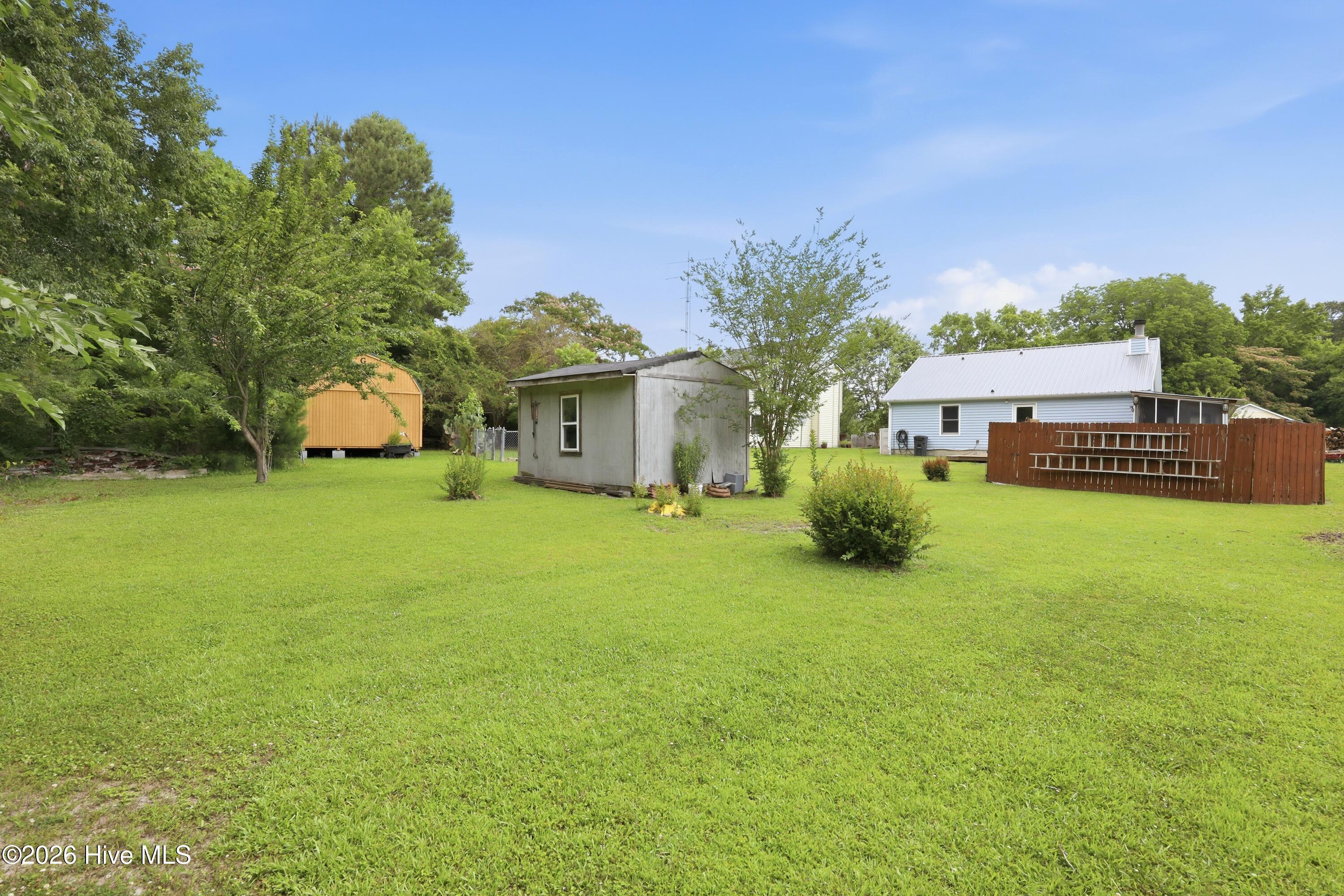 main property photo 10