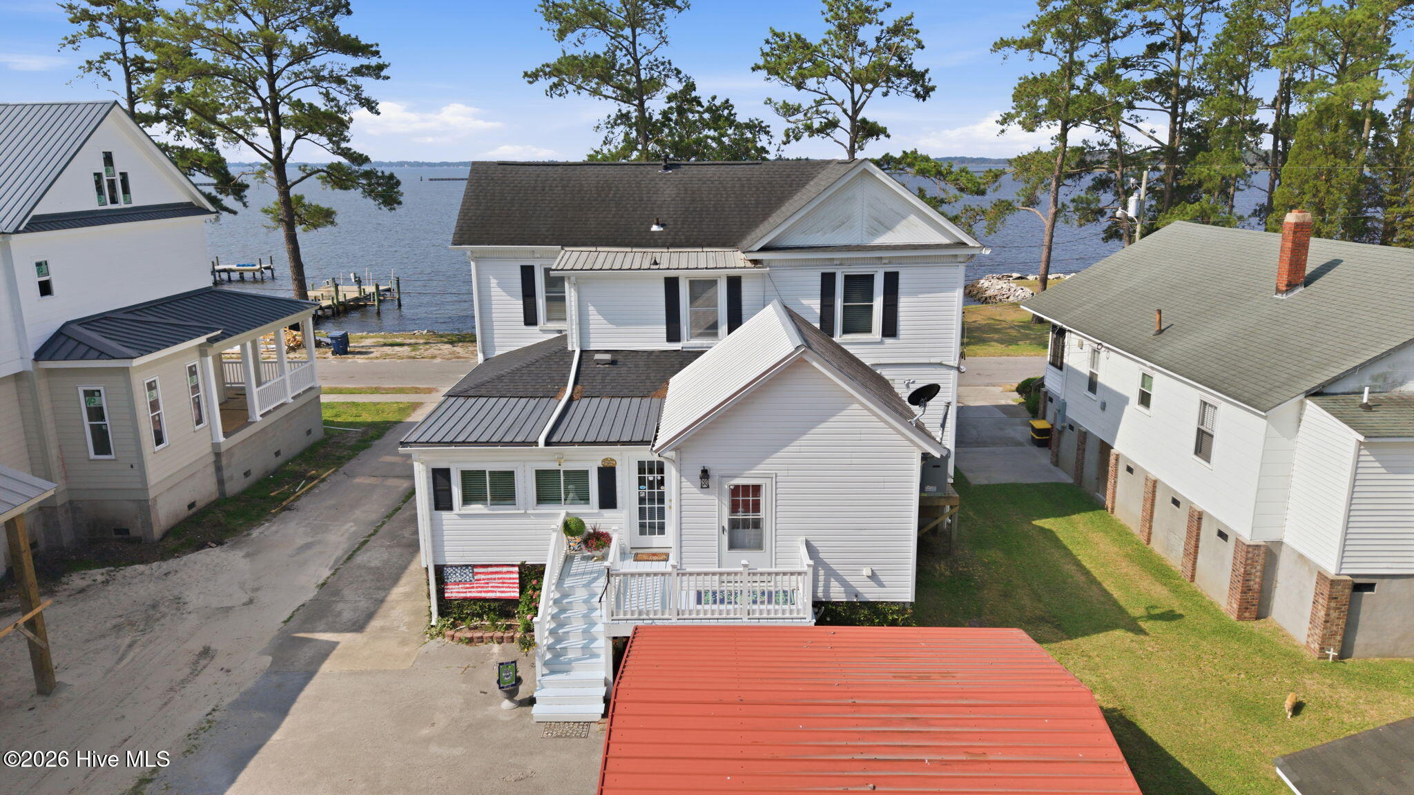 main property photo 13