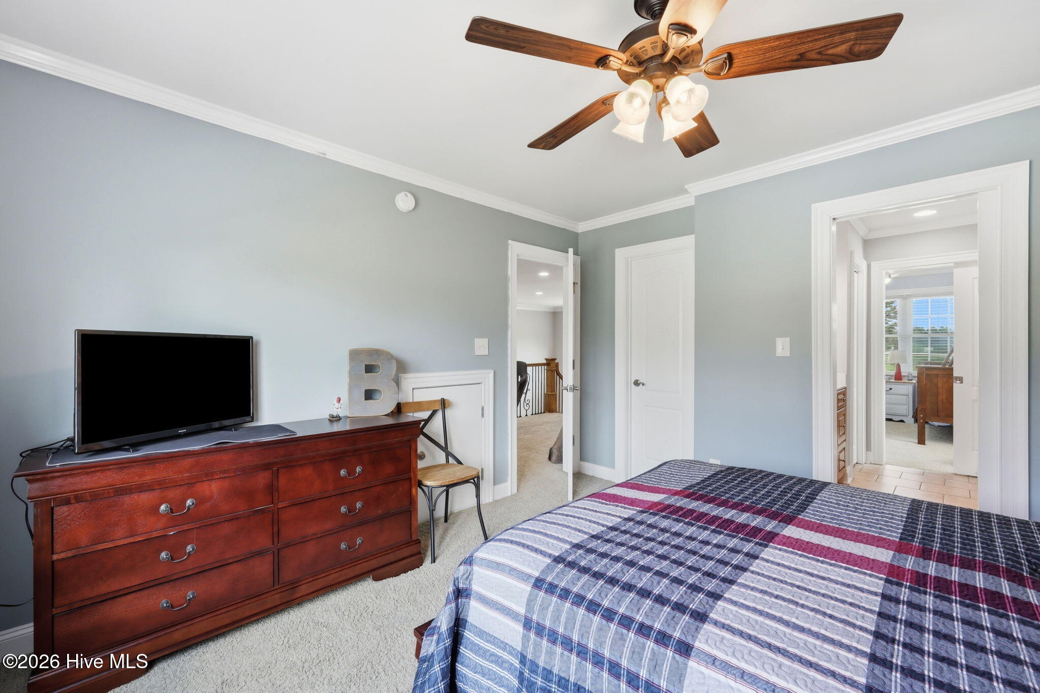 main property photo 29