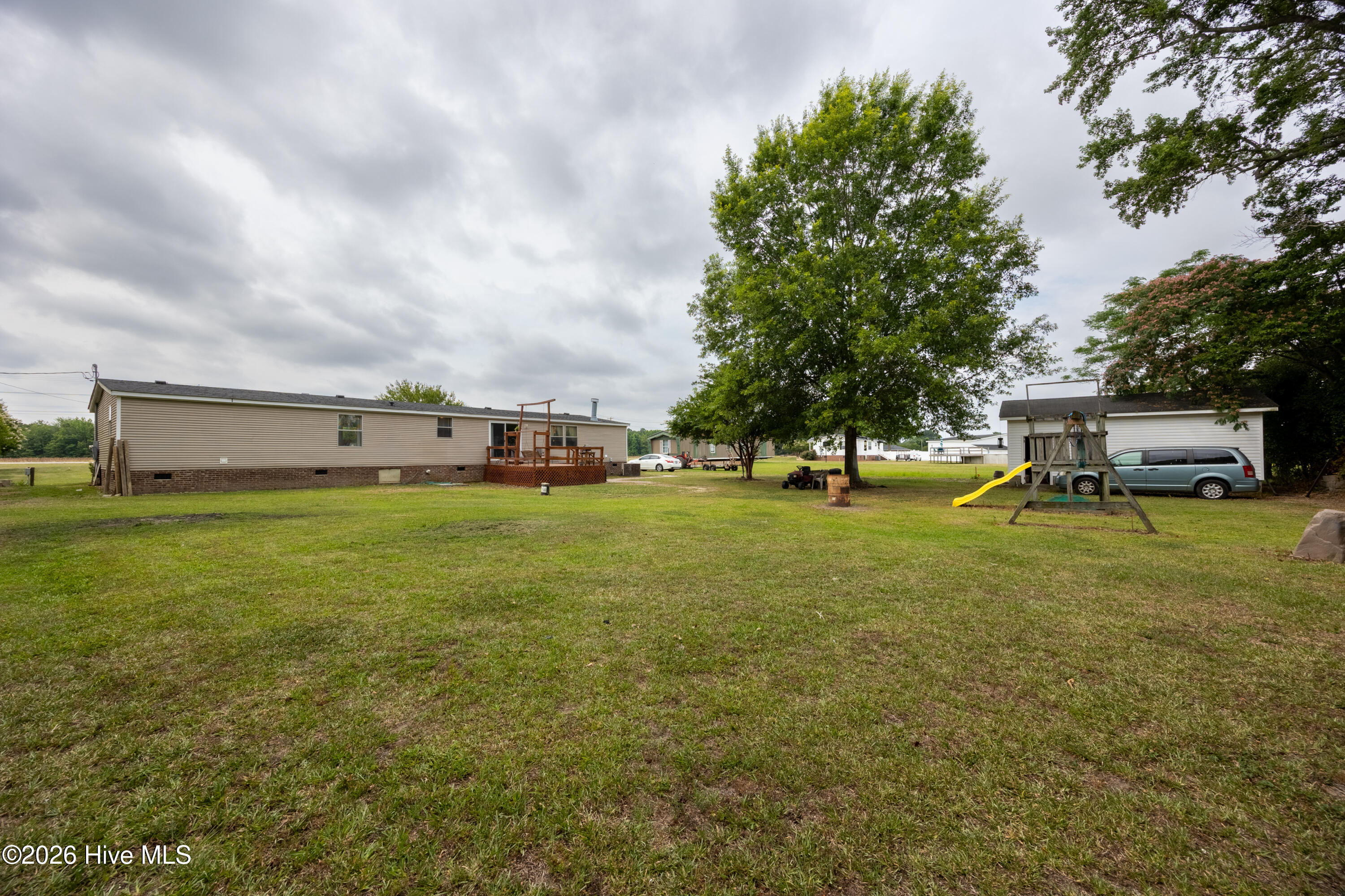 main property photo 31