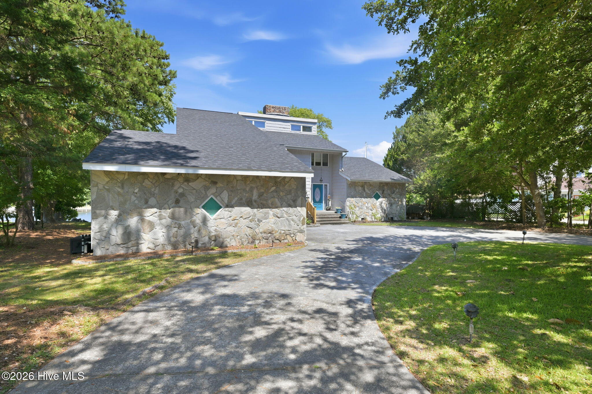 main property photo 42