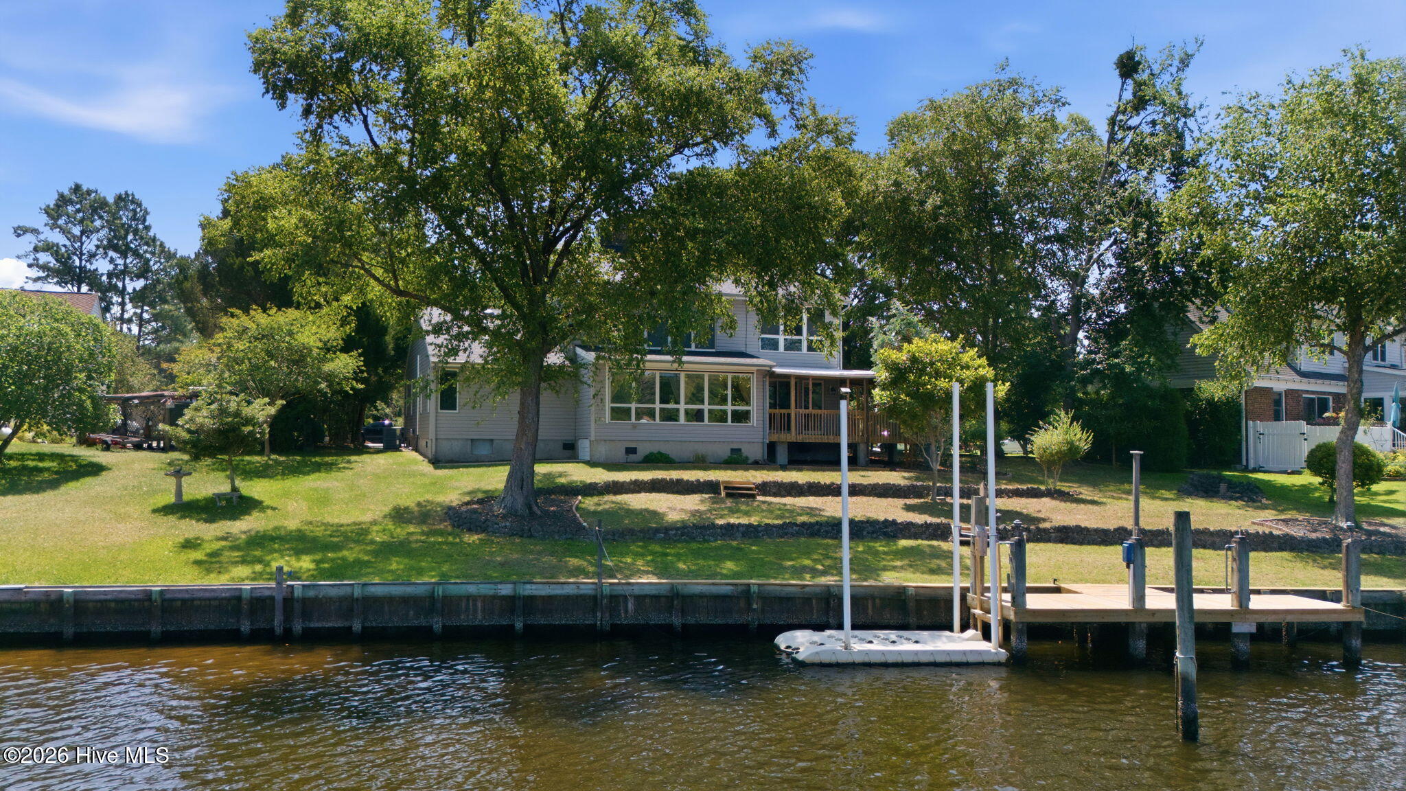main property photo 44