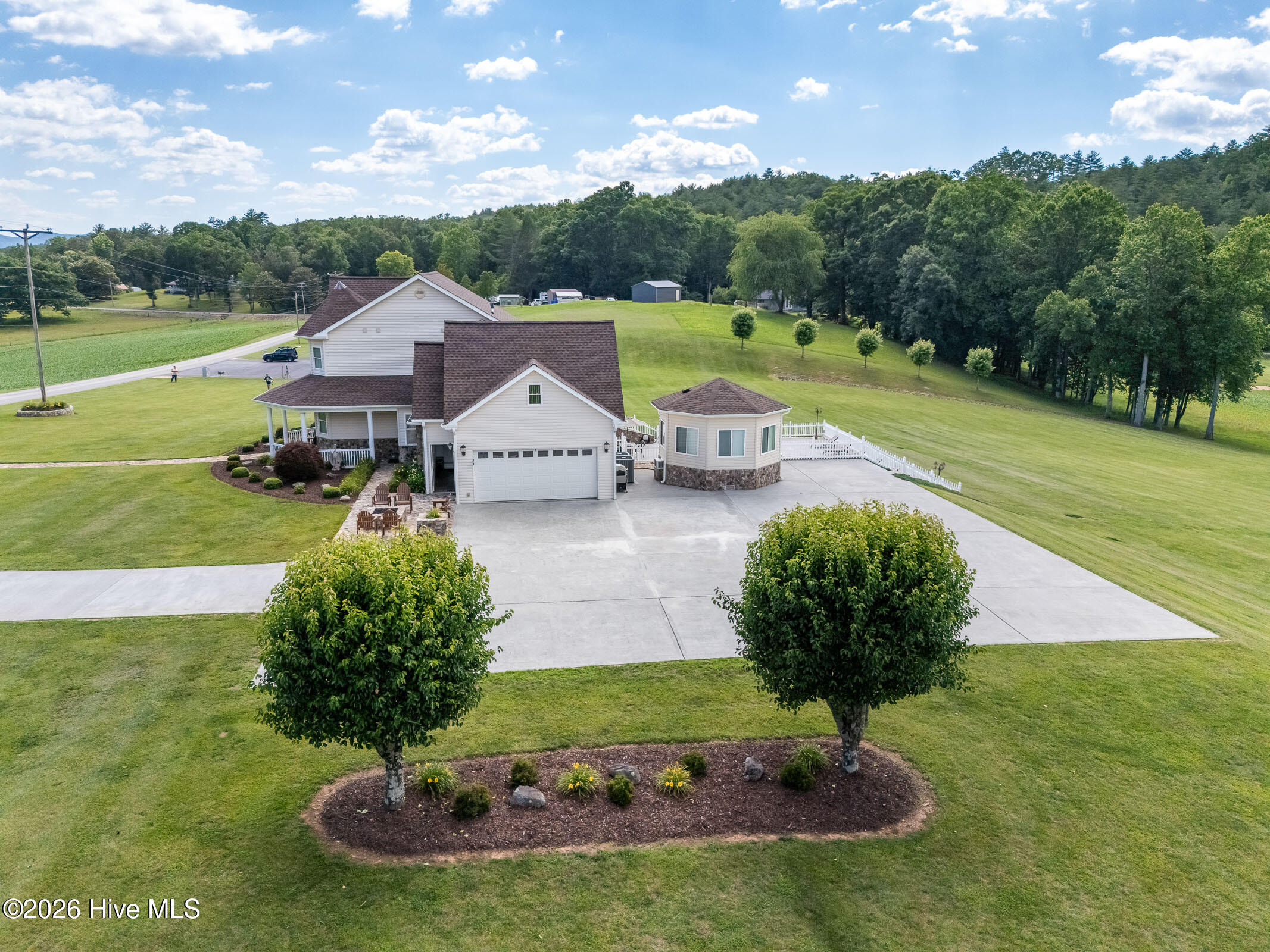 main property photo 109