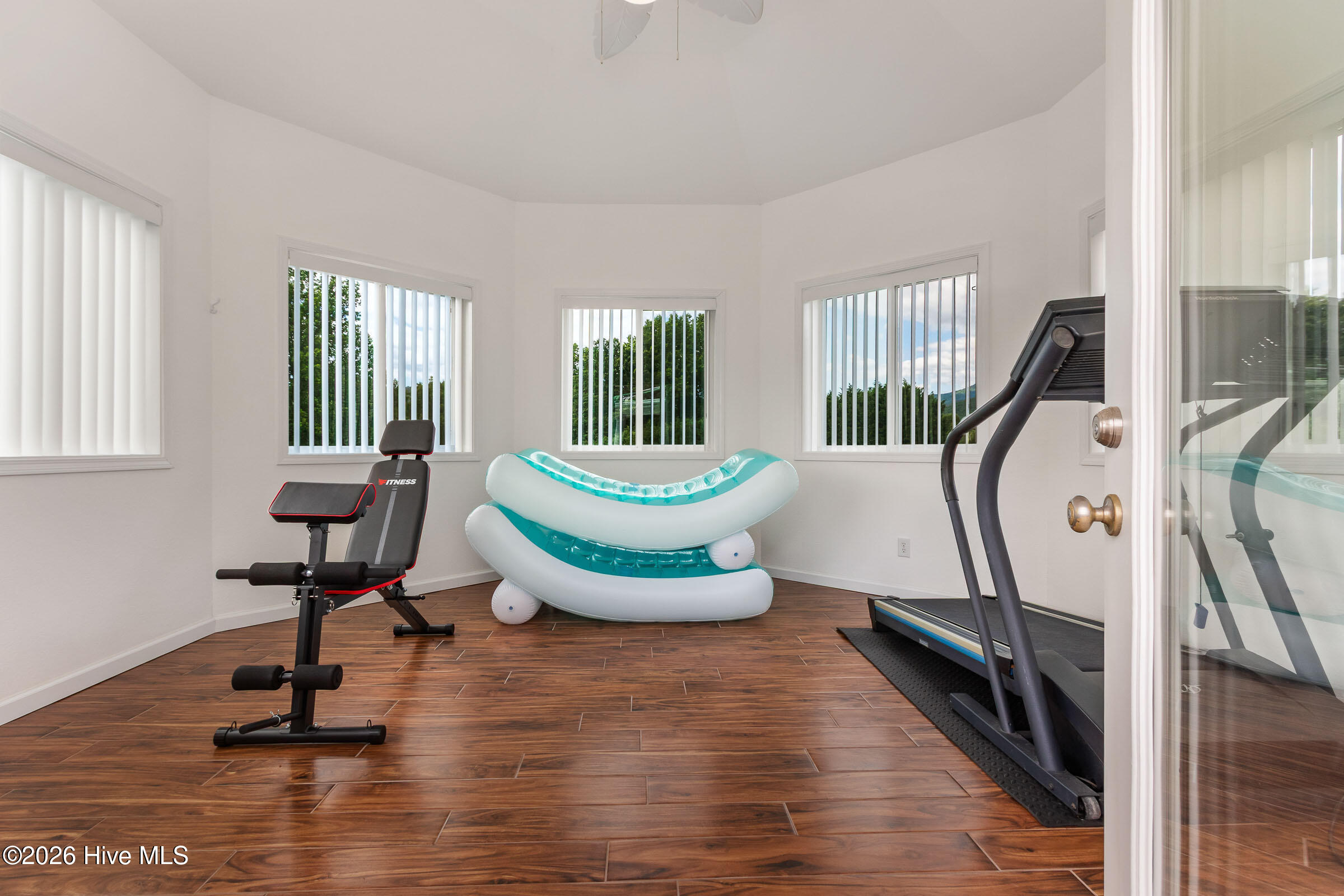 main property photo 113