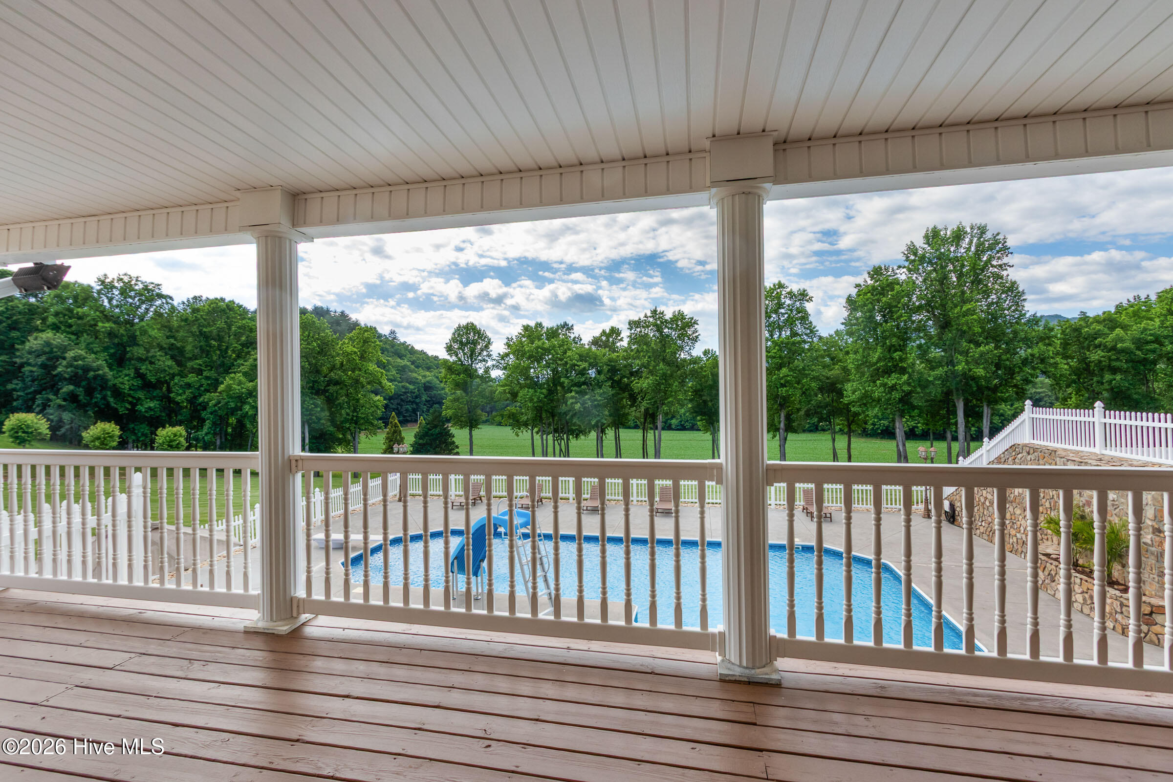 main property photo 42
