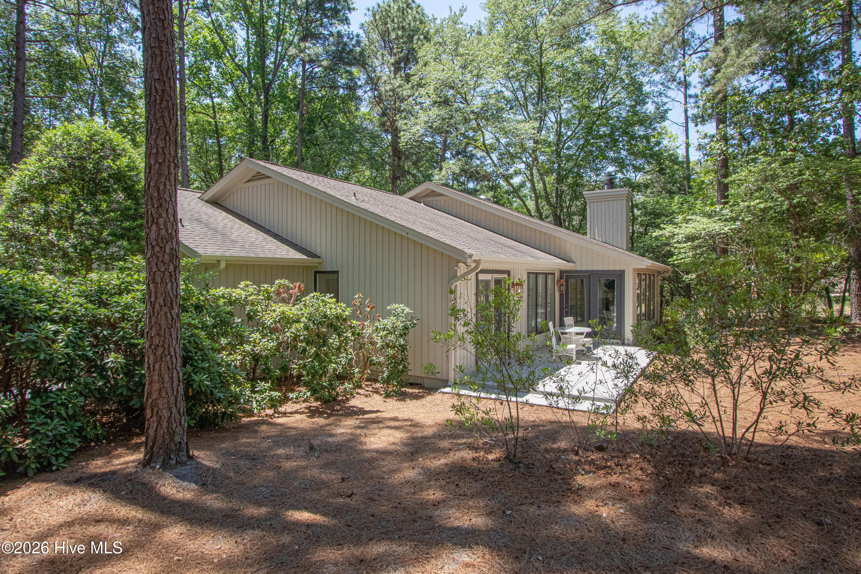main property photo 27