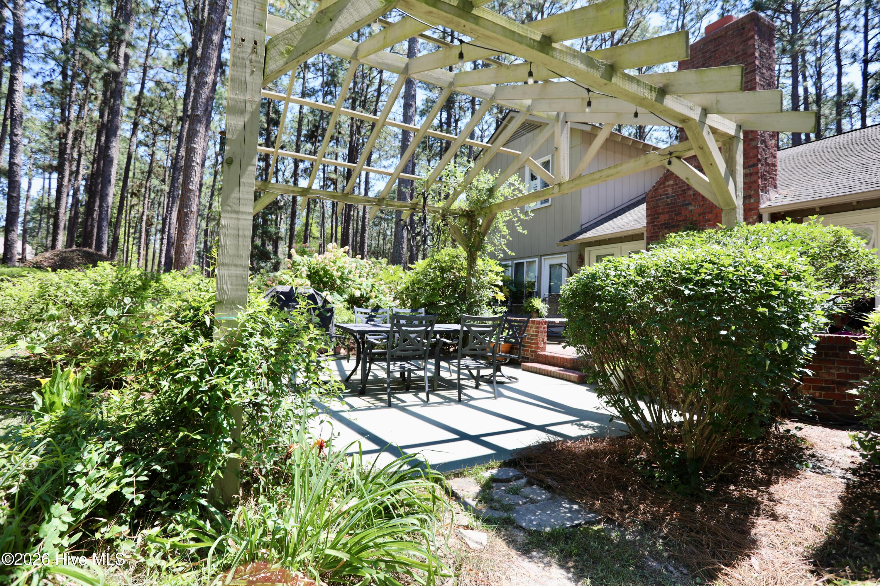main property photo 43