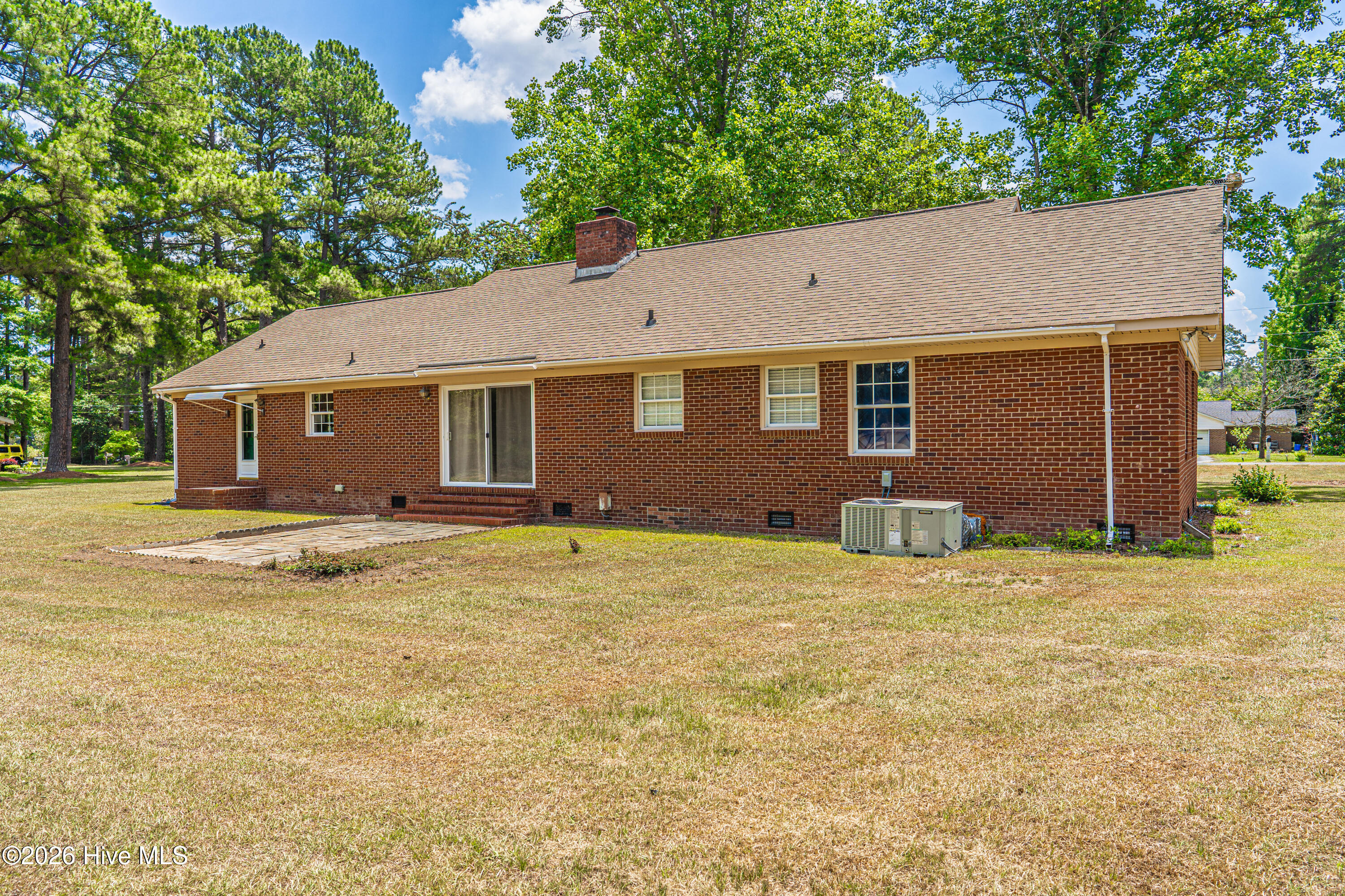 main property photo 25