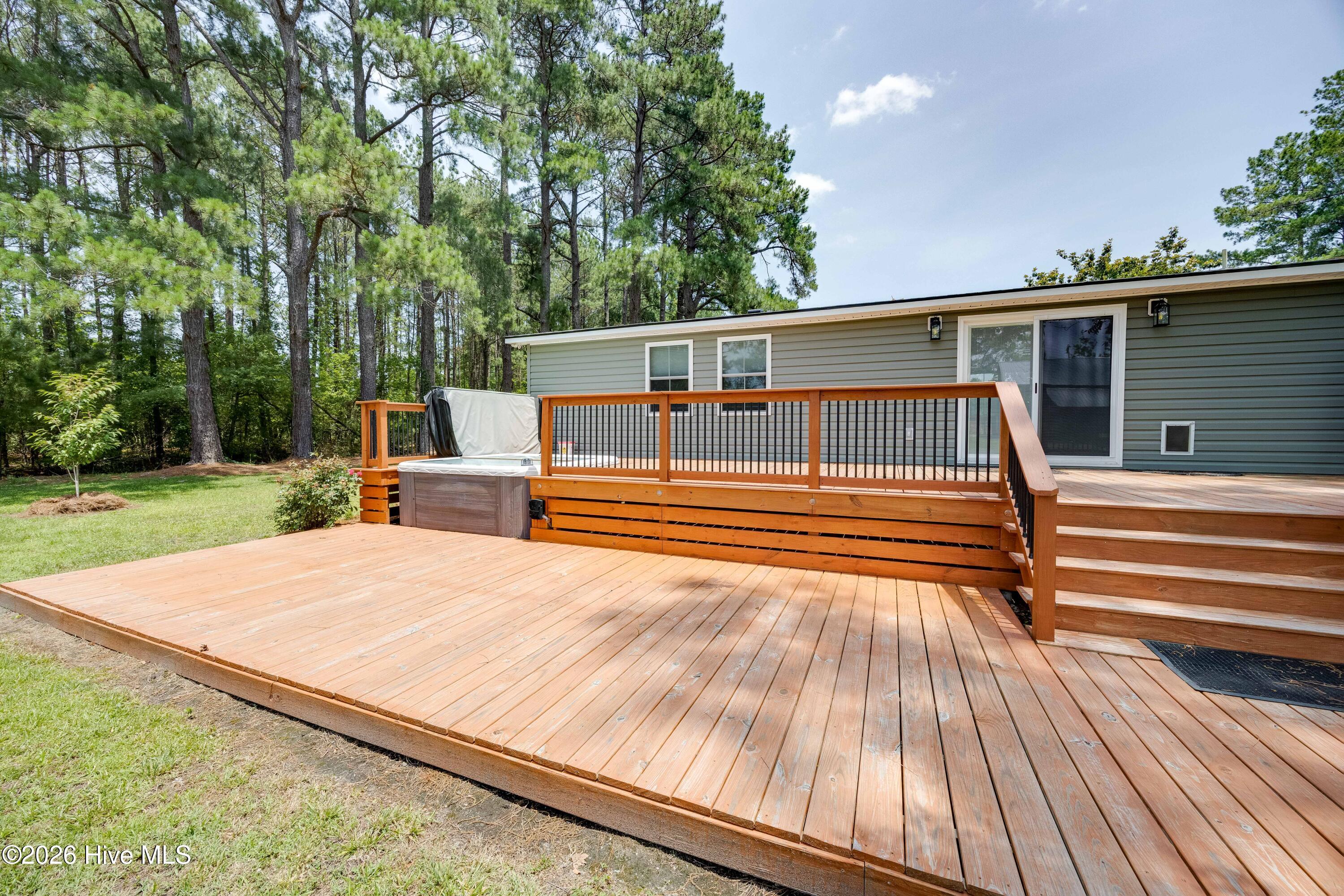 main property photo 25