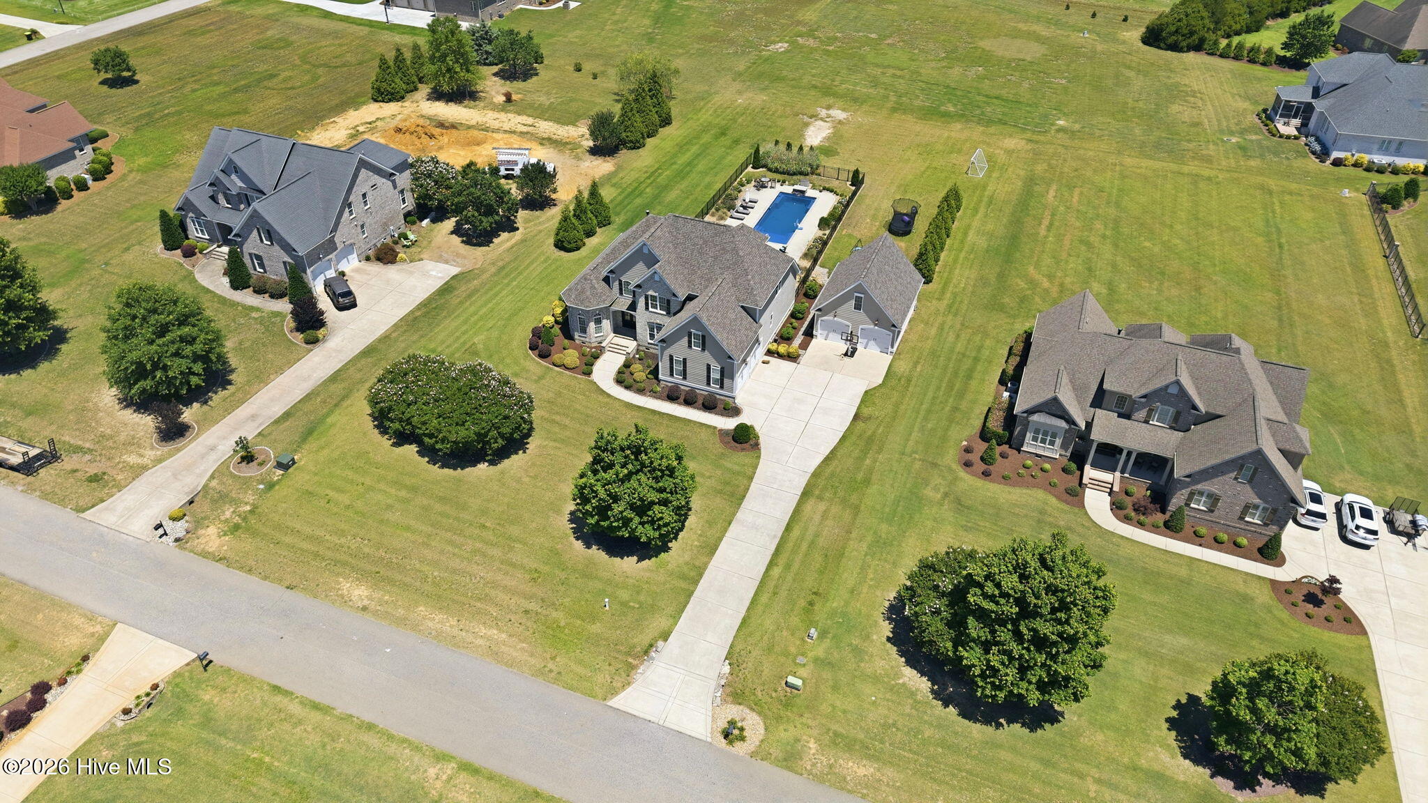 main property photo 64