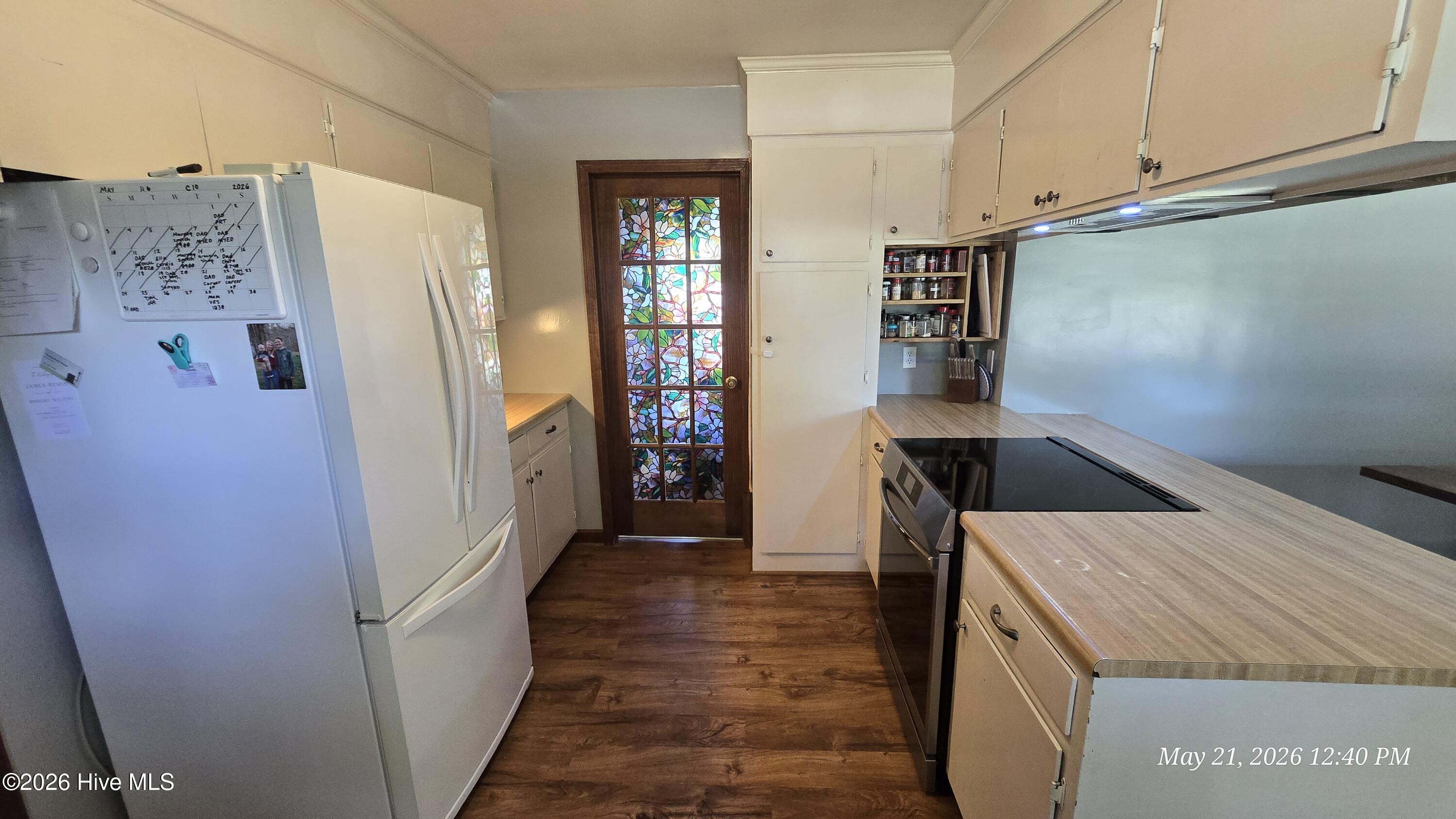 main property photo 5