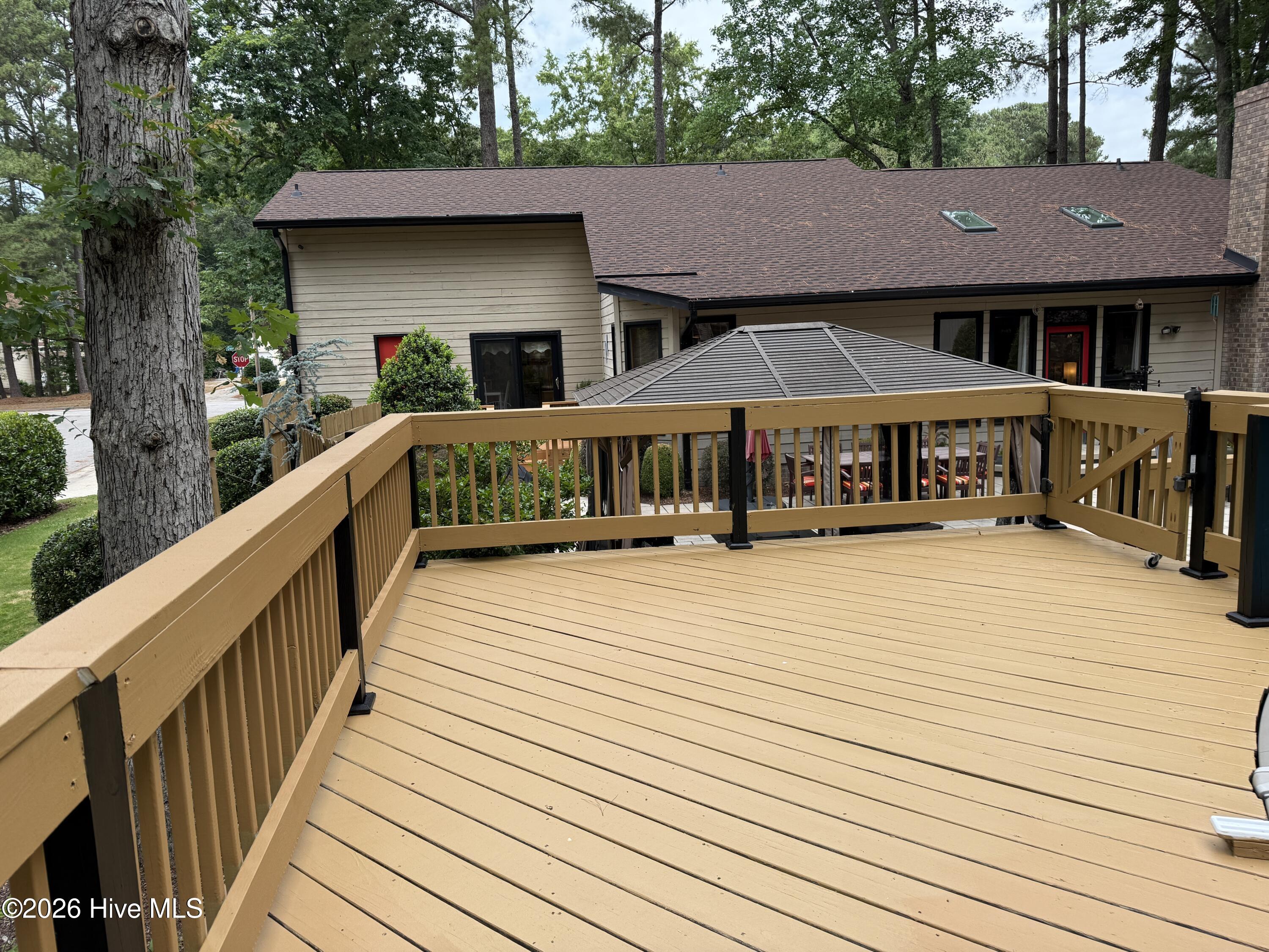 main property photo 27