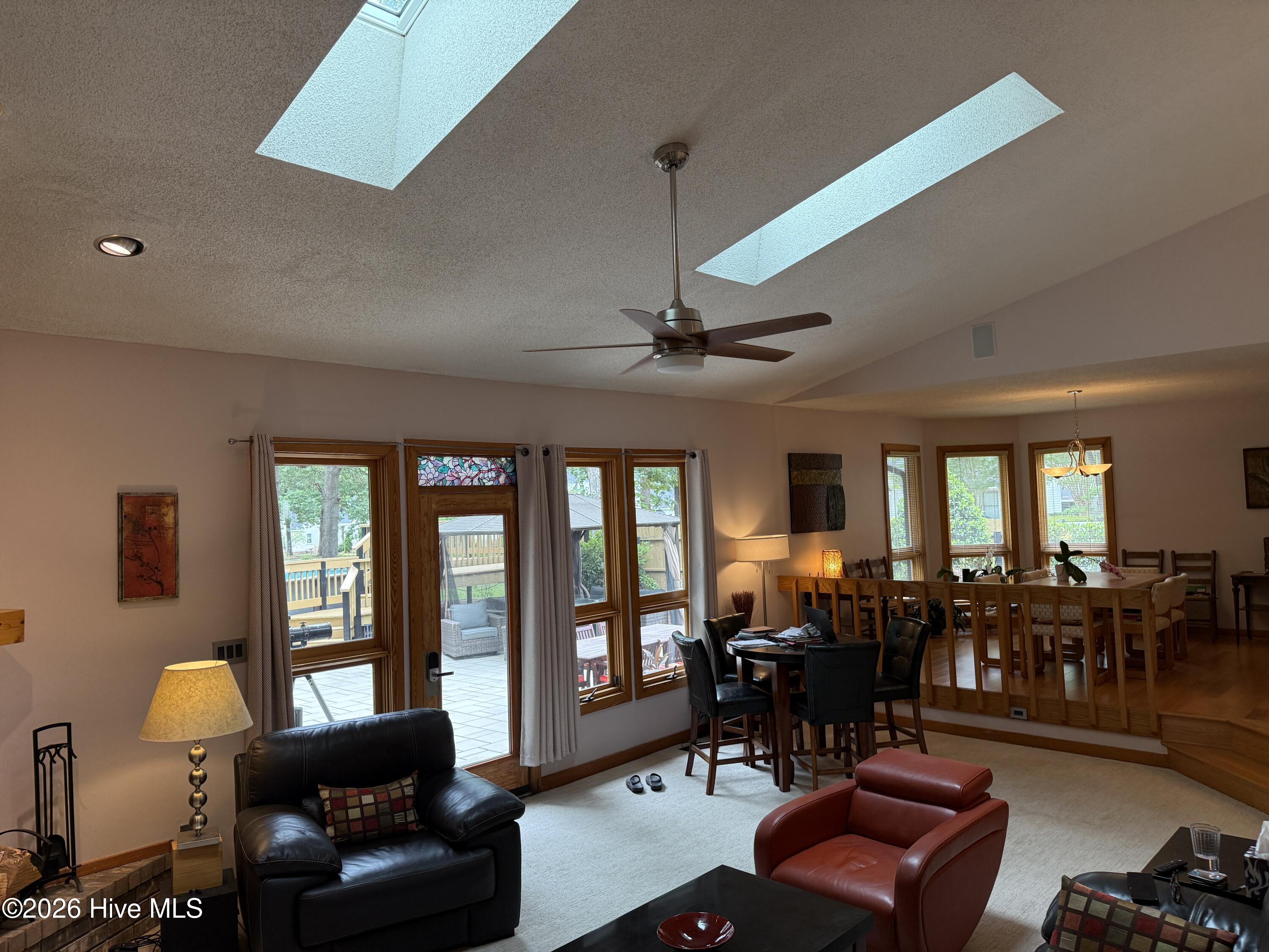 main property photo 76