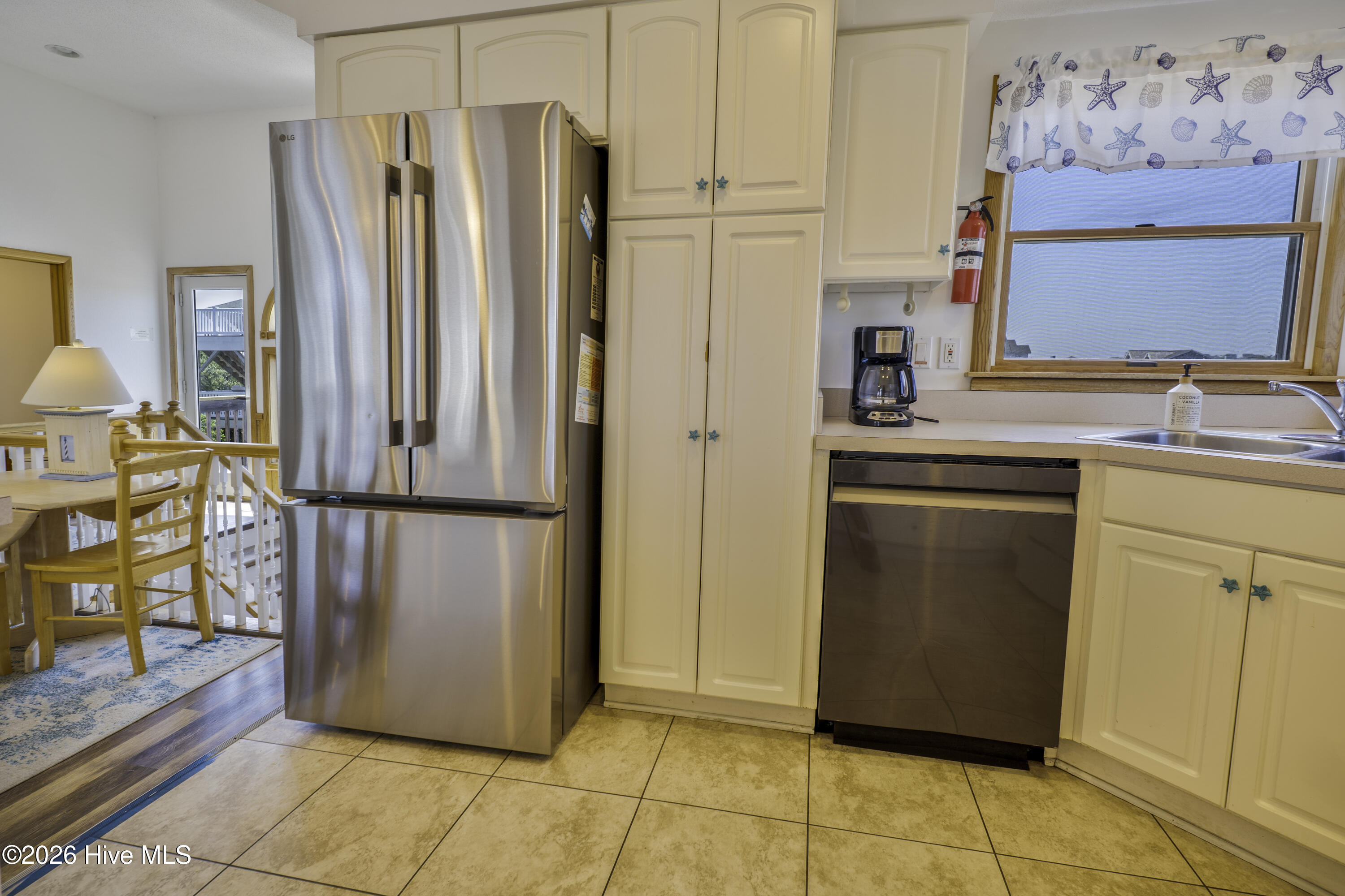 main property photo 66