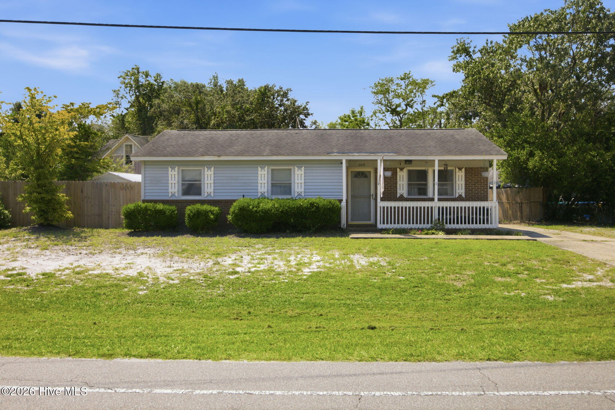 main property photo 2