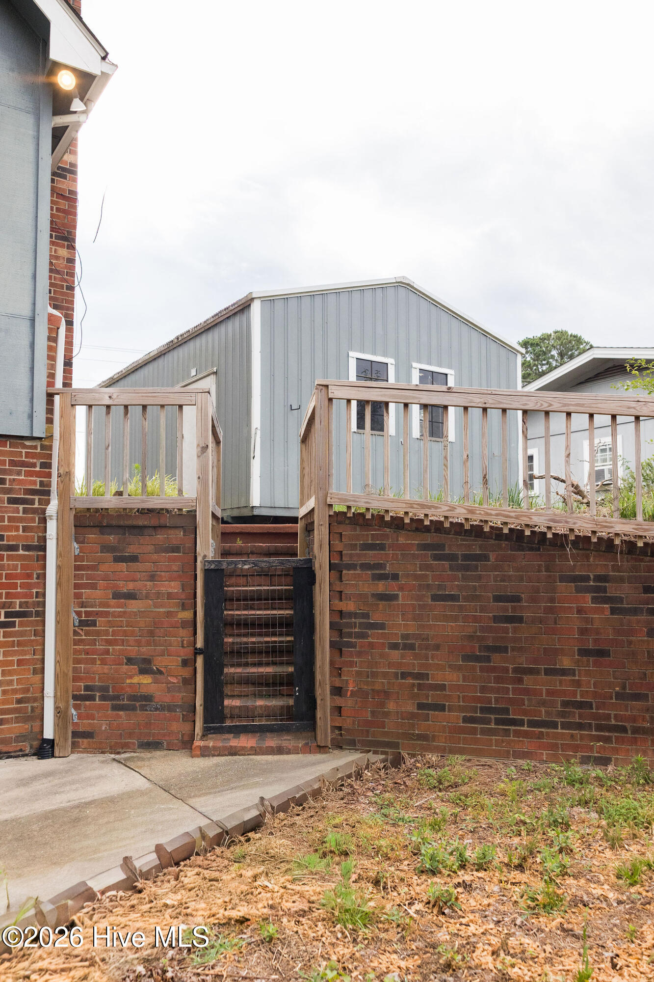 main property photo 22
