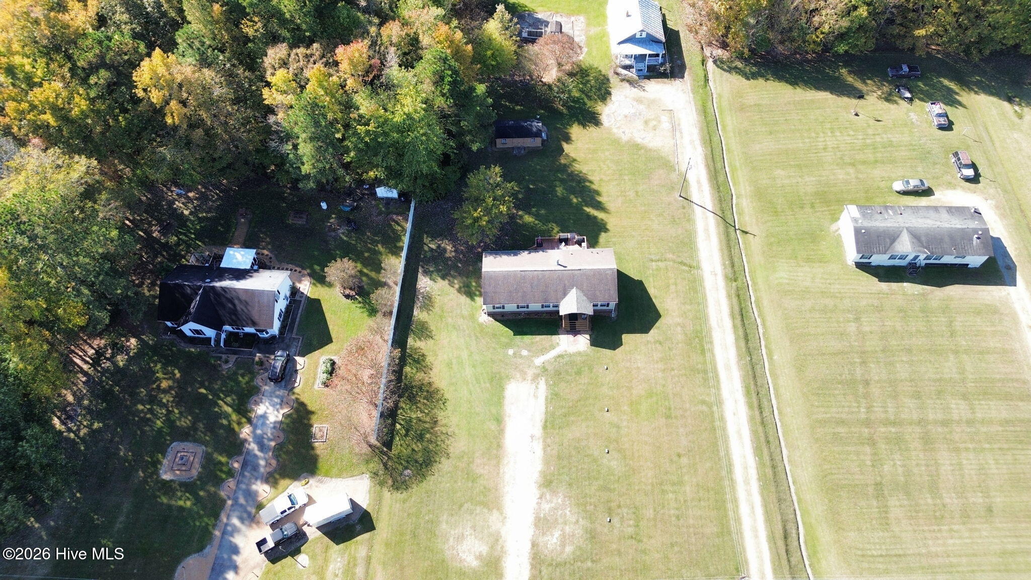 main property photo 45