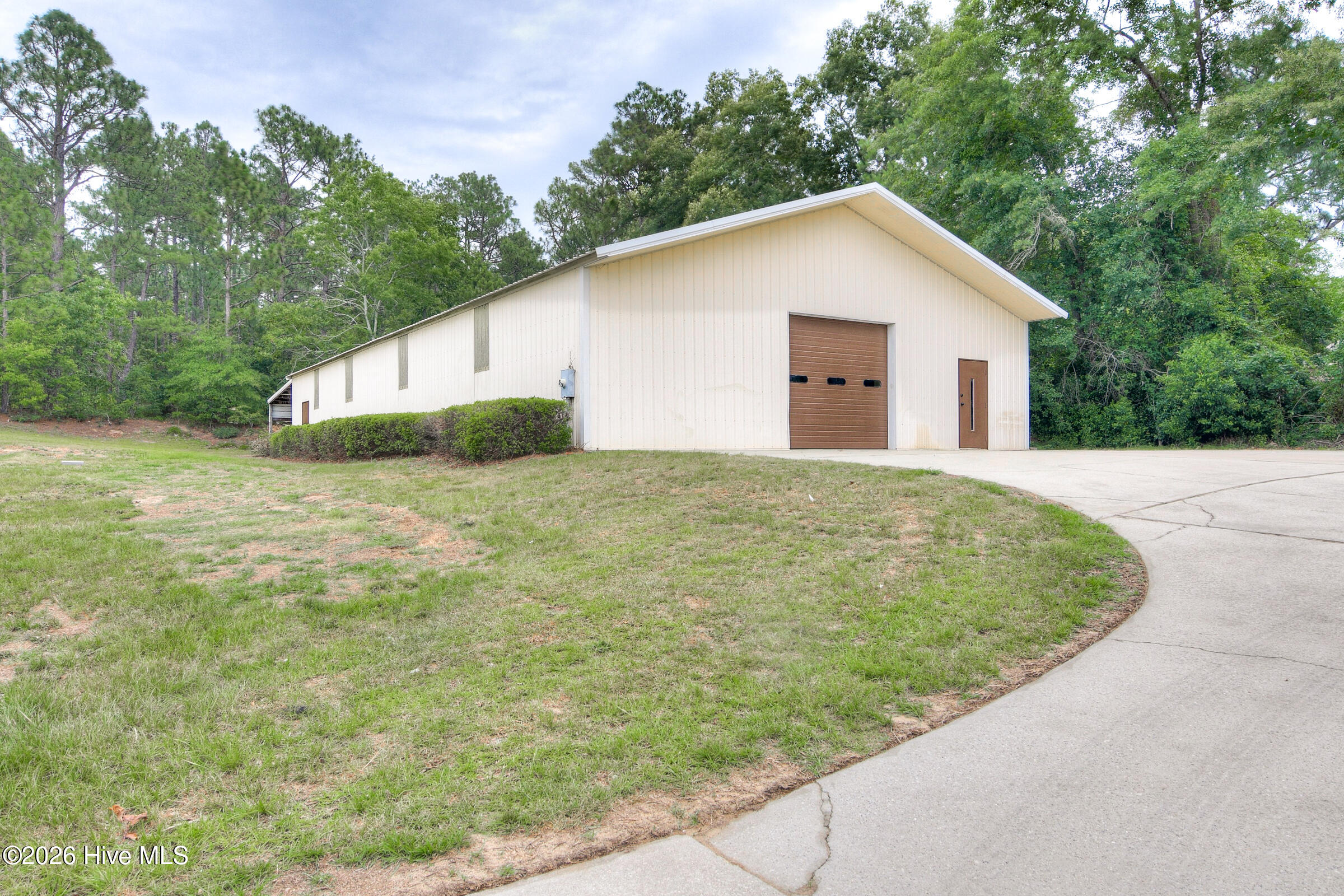 main property photo 60