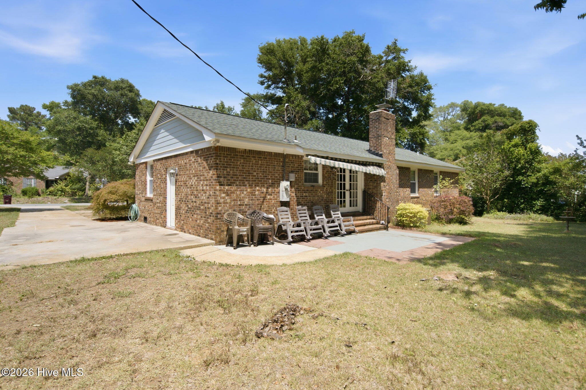 main property photo 44