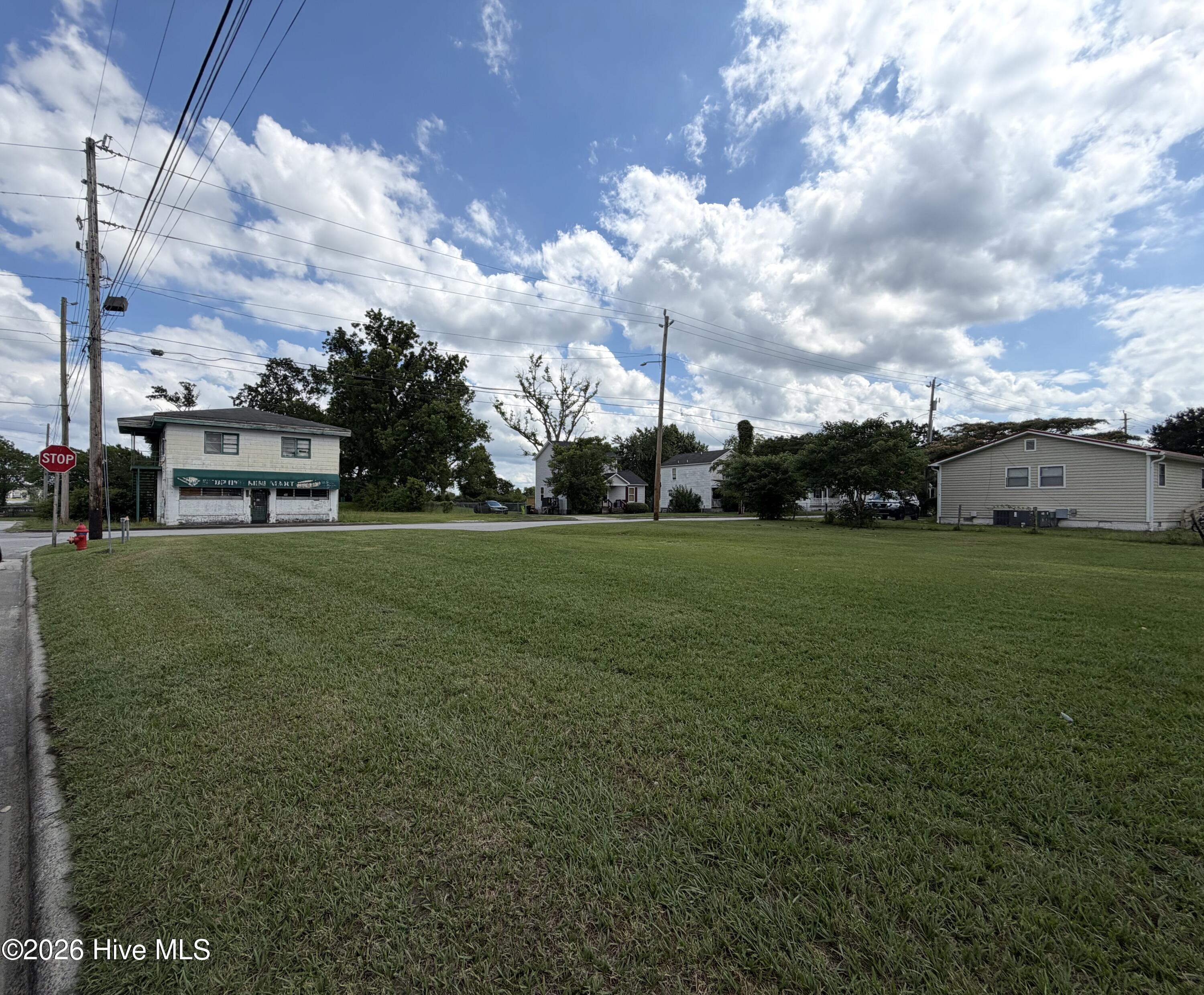 main property photo 5