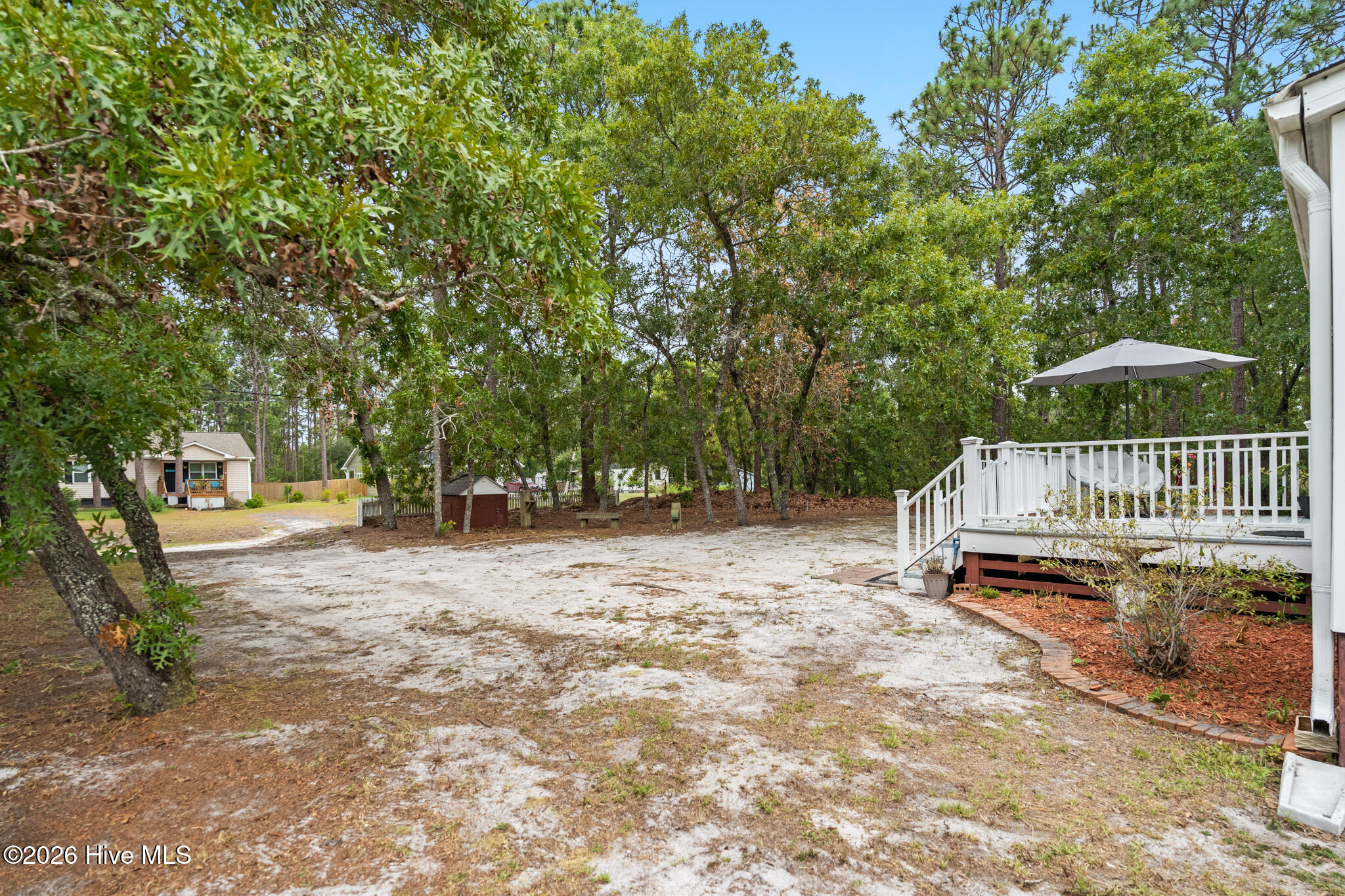 main property photo 28