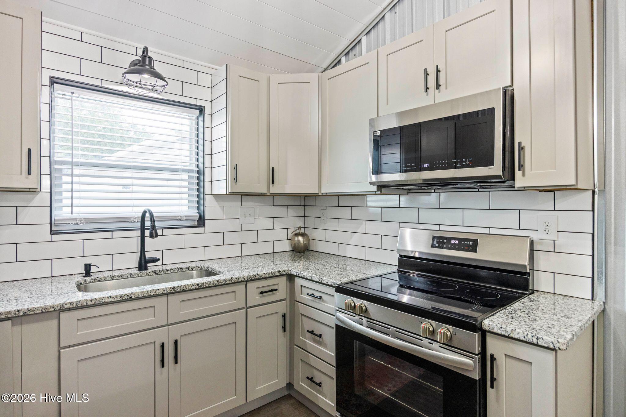 main property photo 87