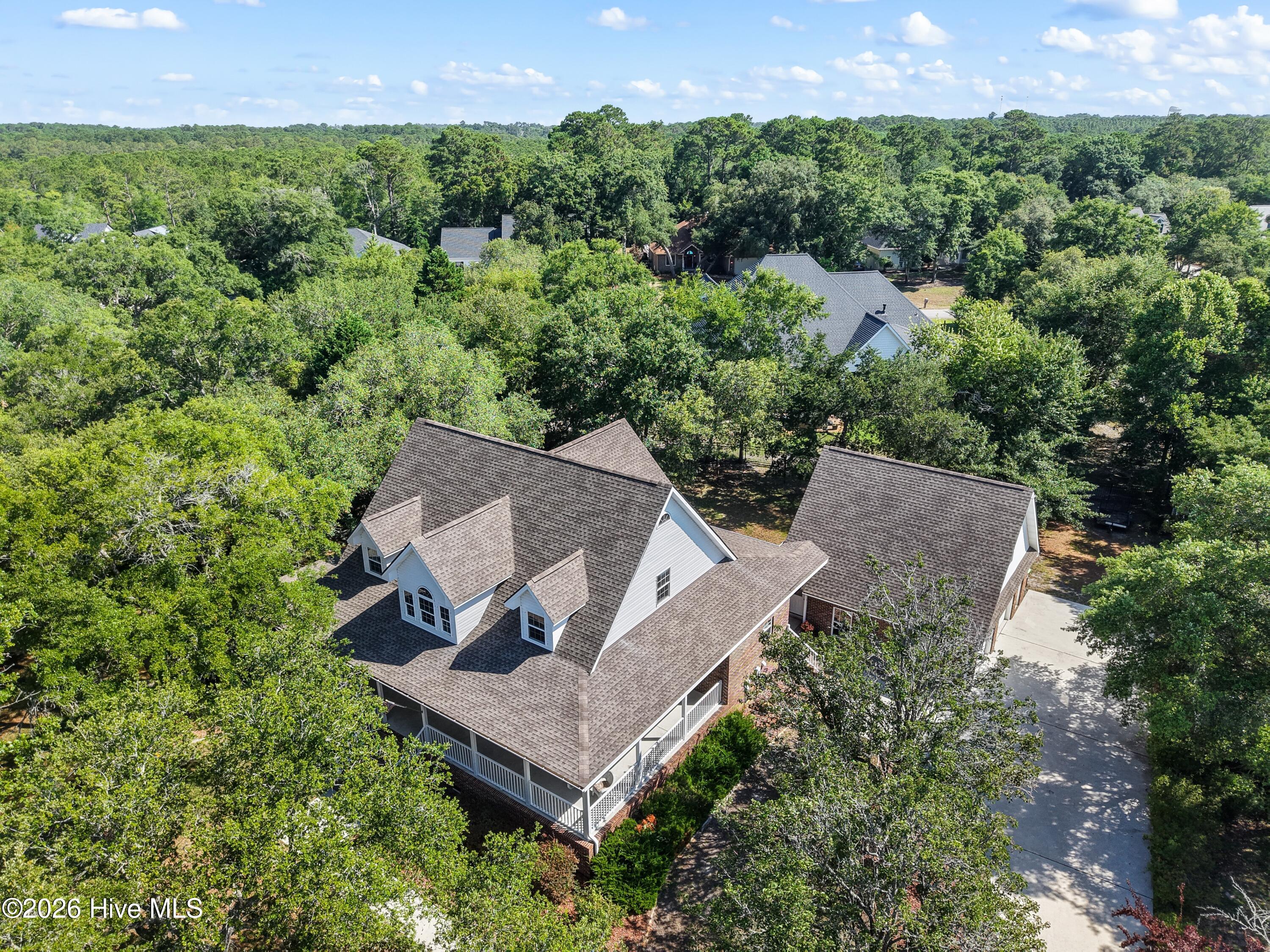 main property photo 40
